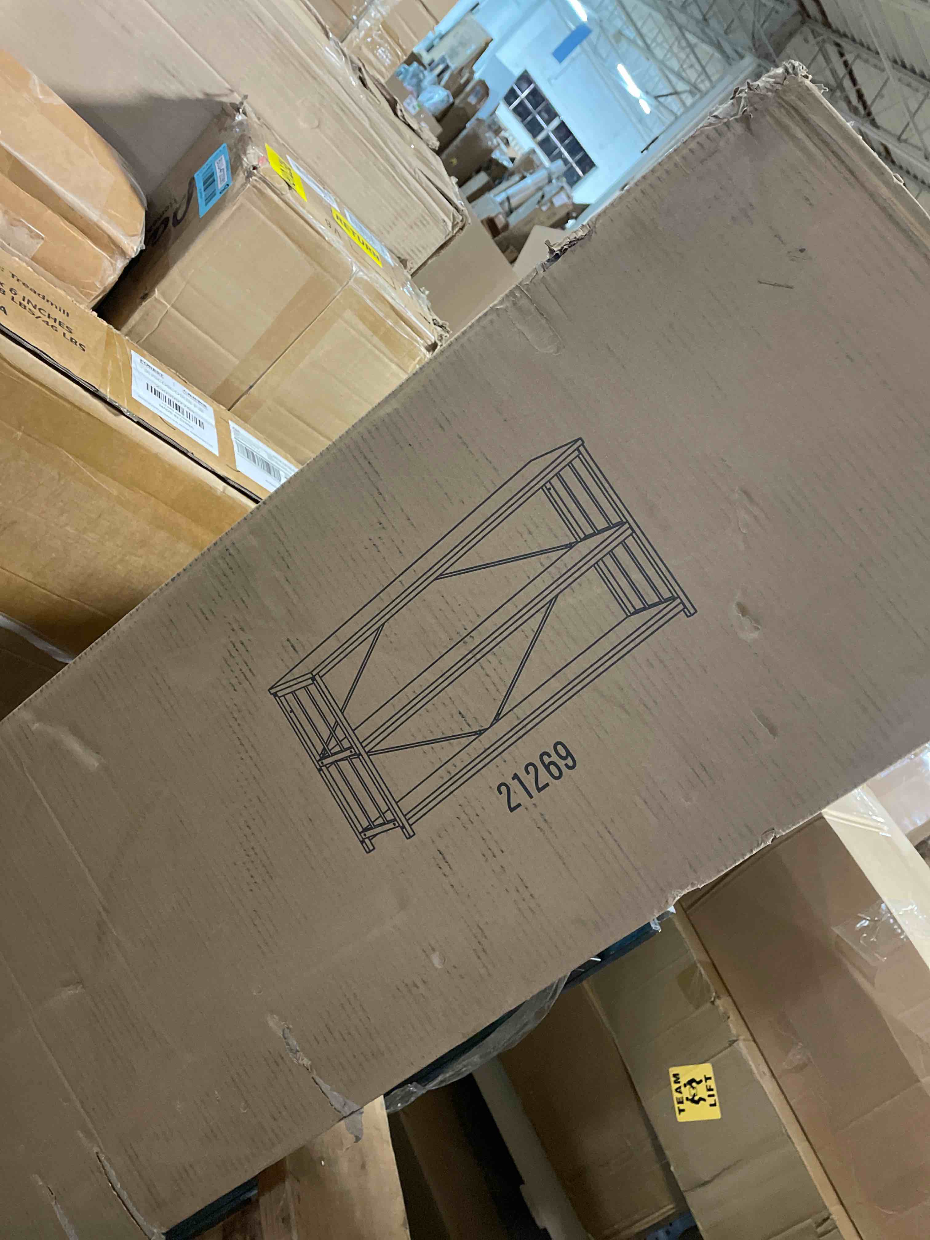 https://s3.amazonaws.com/lotting-images-prod/phillipi/BLU4723365_1701960814734.jpeg