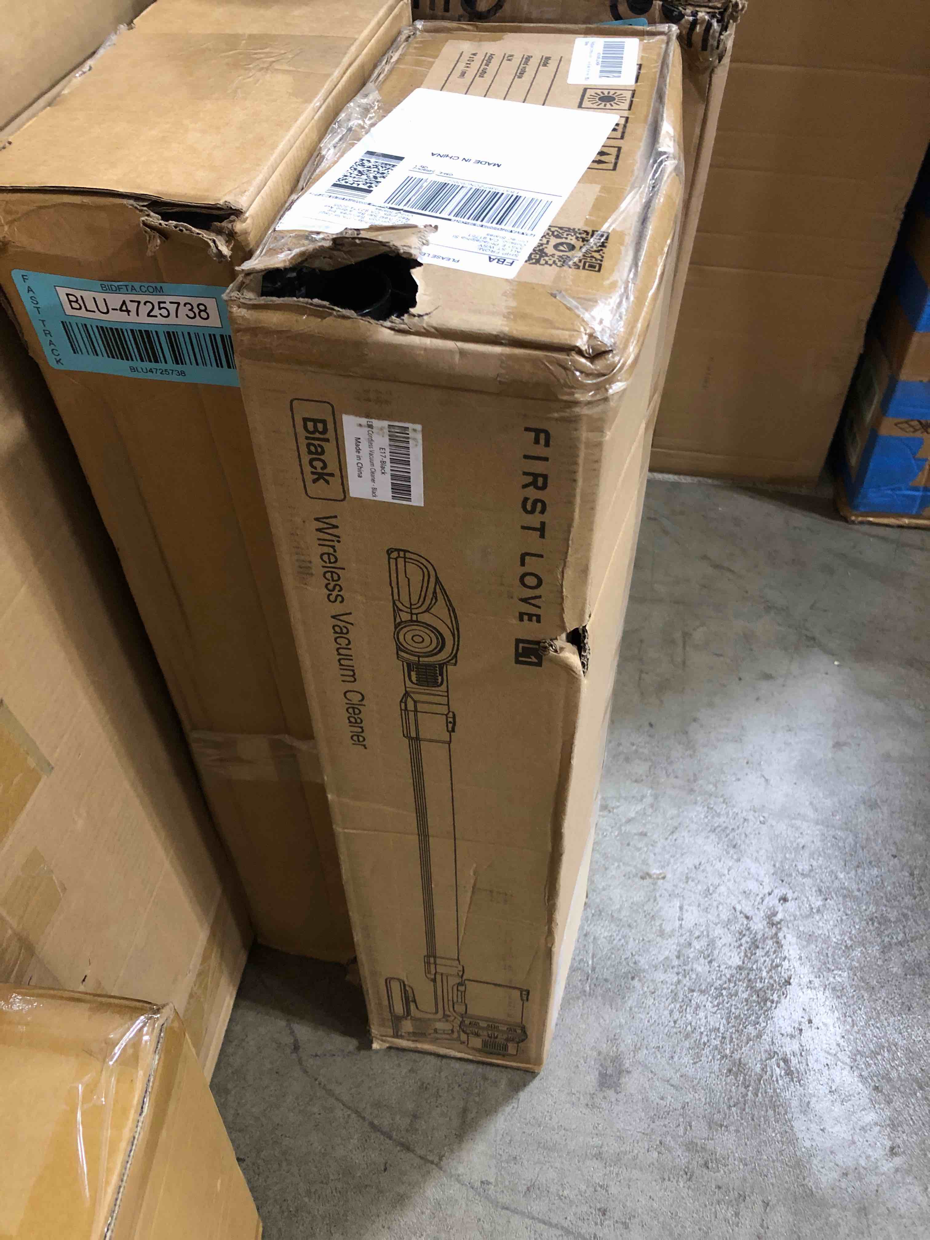 https://s3.amazonaws.com/lotting-images-prod/phillipi/BLU4725741_1701974819720.jpeg