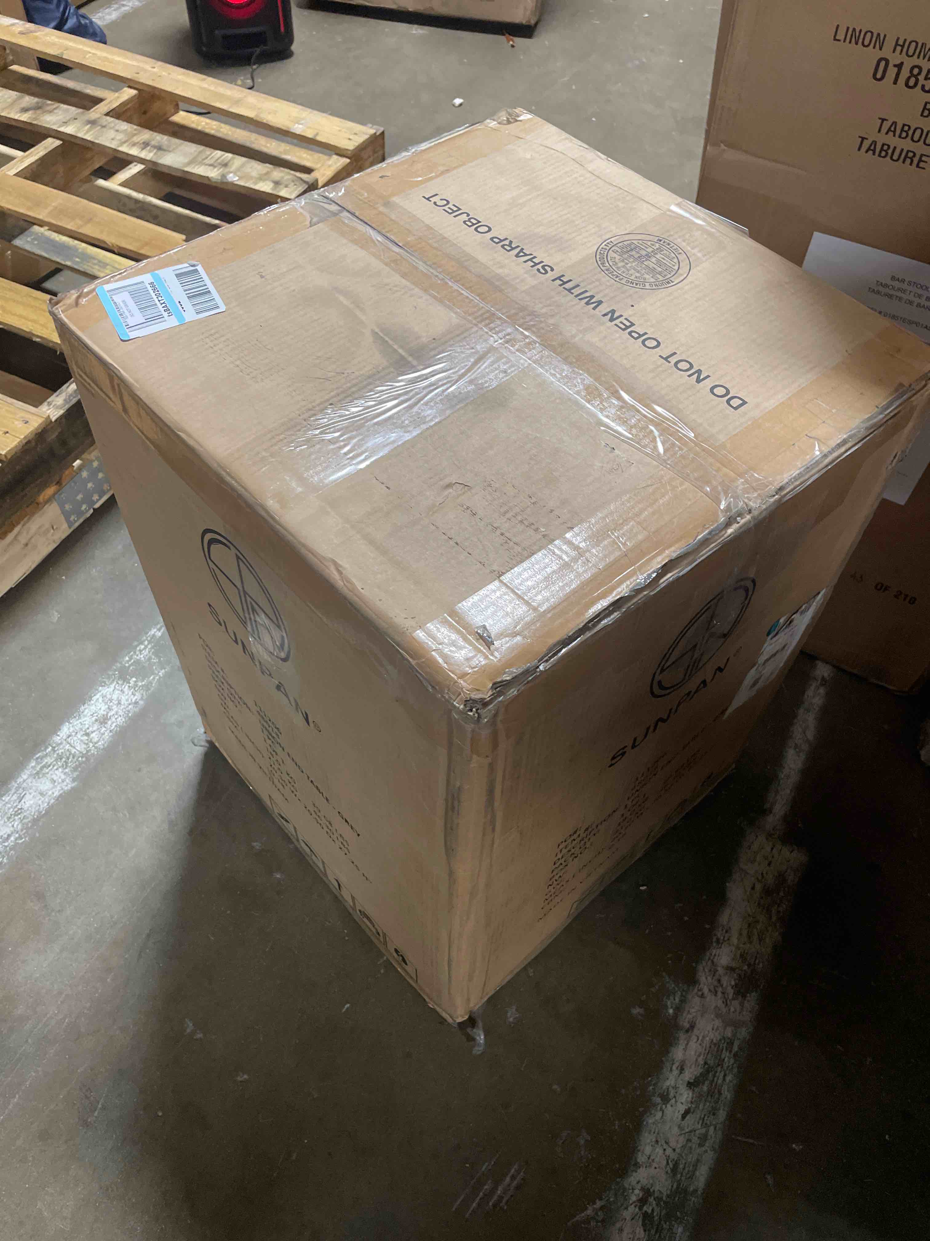 https://s3.amazonaws.com/lotting-images-prod/phillipi/BLU4731286_1686240556038.jpeg