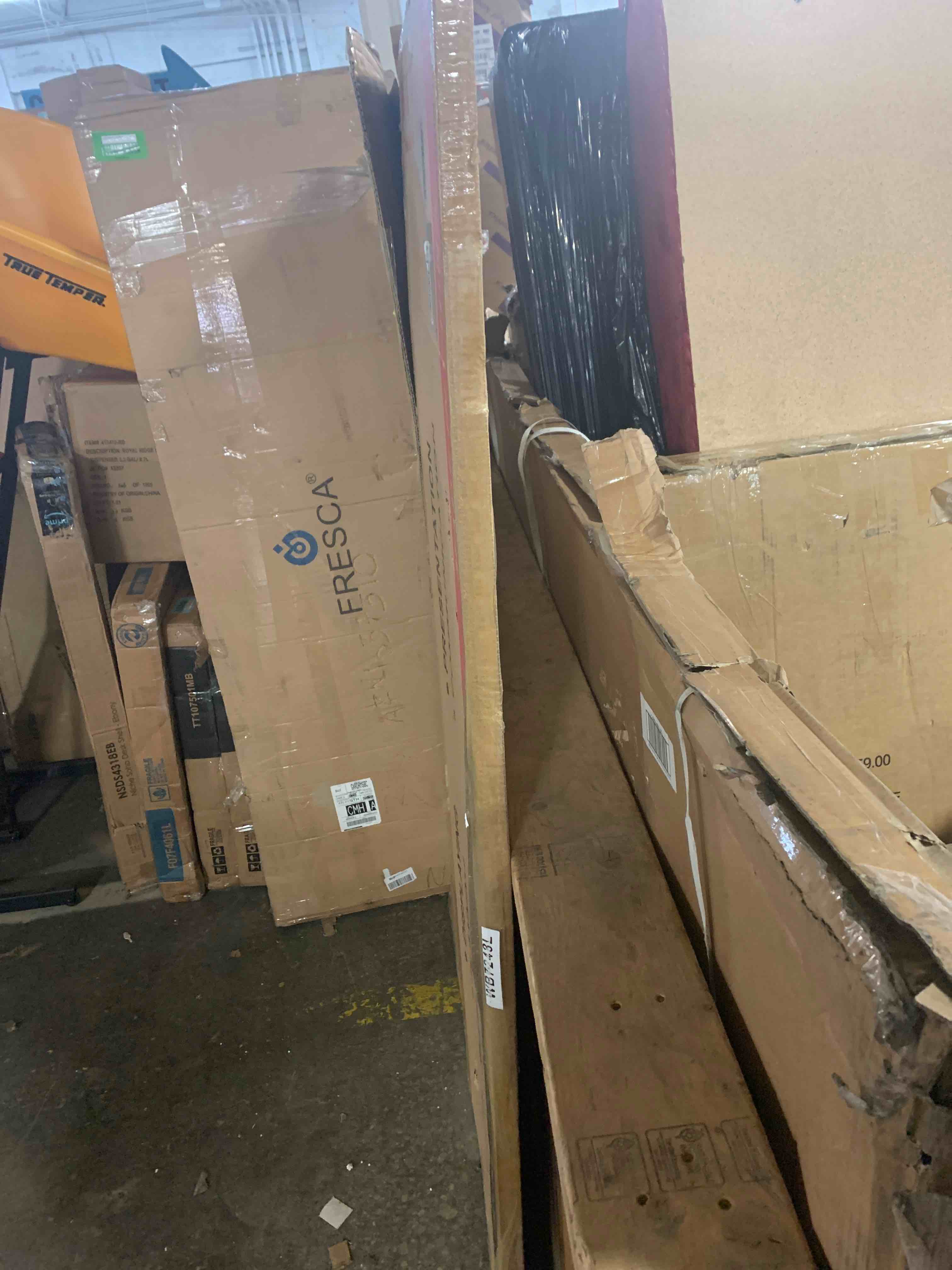 https://s3.amazonaws.com/lotting-images-prod/phillipi/BLU4731935_1686598992813.jpeg