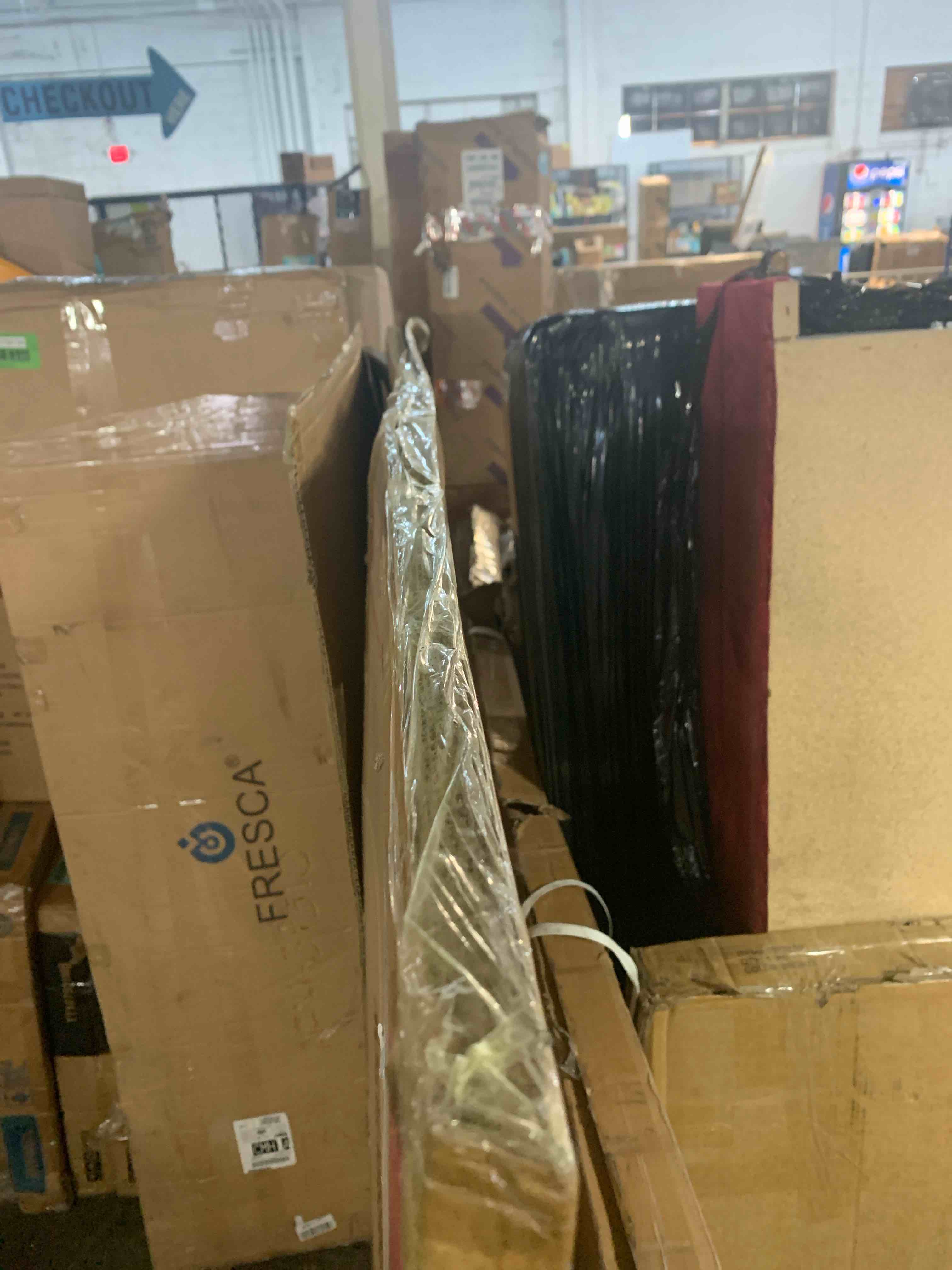 https://s3.amazonaws.com/lotting-images-prod/phillipi/BLU4731935_1686598995356.jpeg