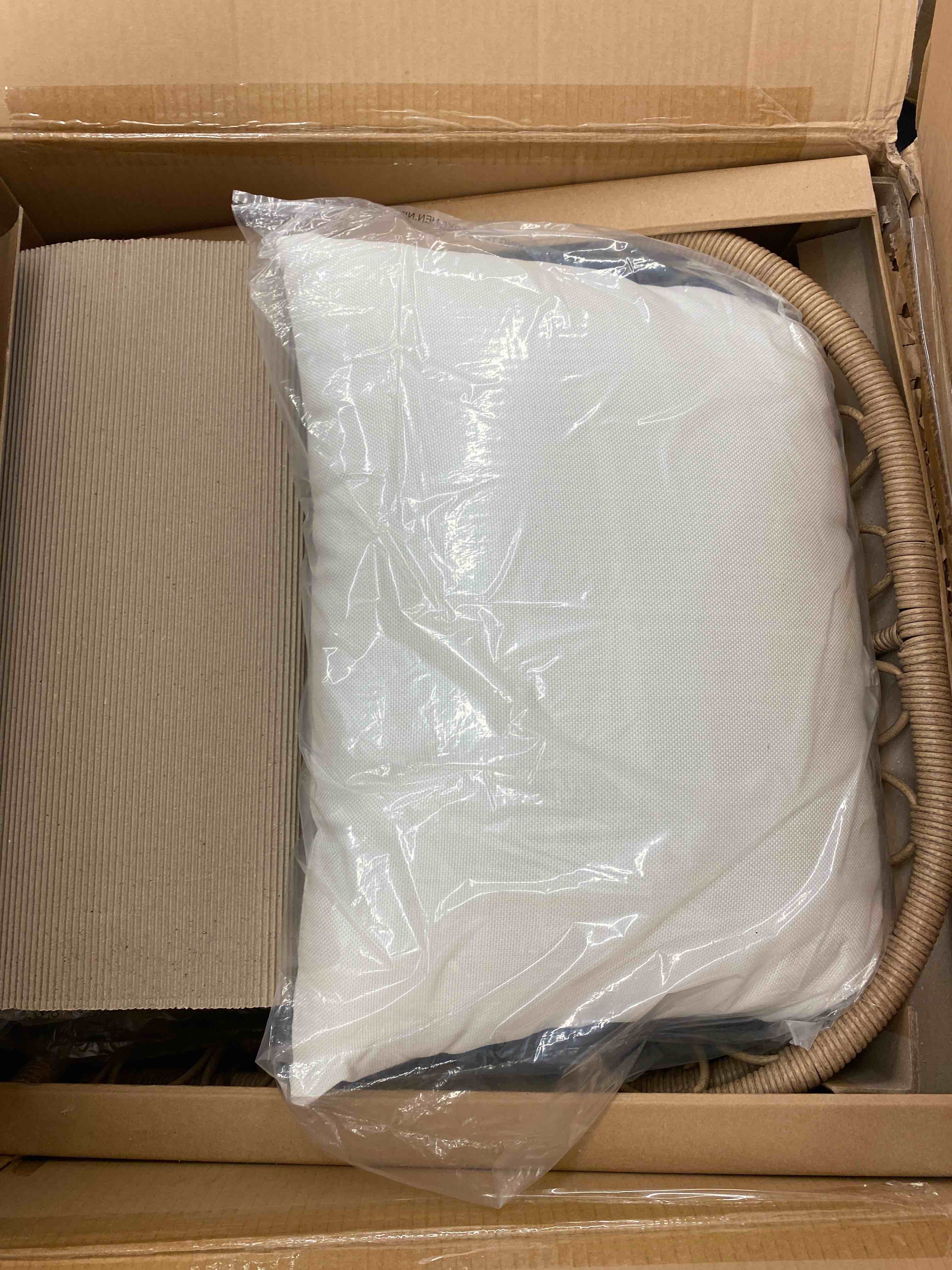 https://s3.amazonaws.com/lotting-images-prod/phillipi/BLU4733672_1688059932415.jpeg