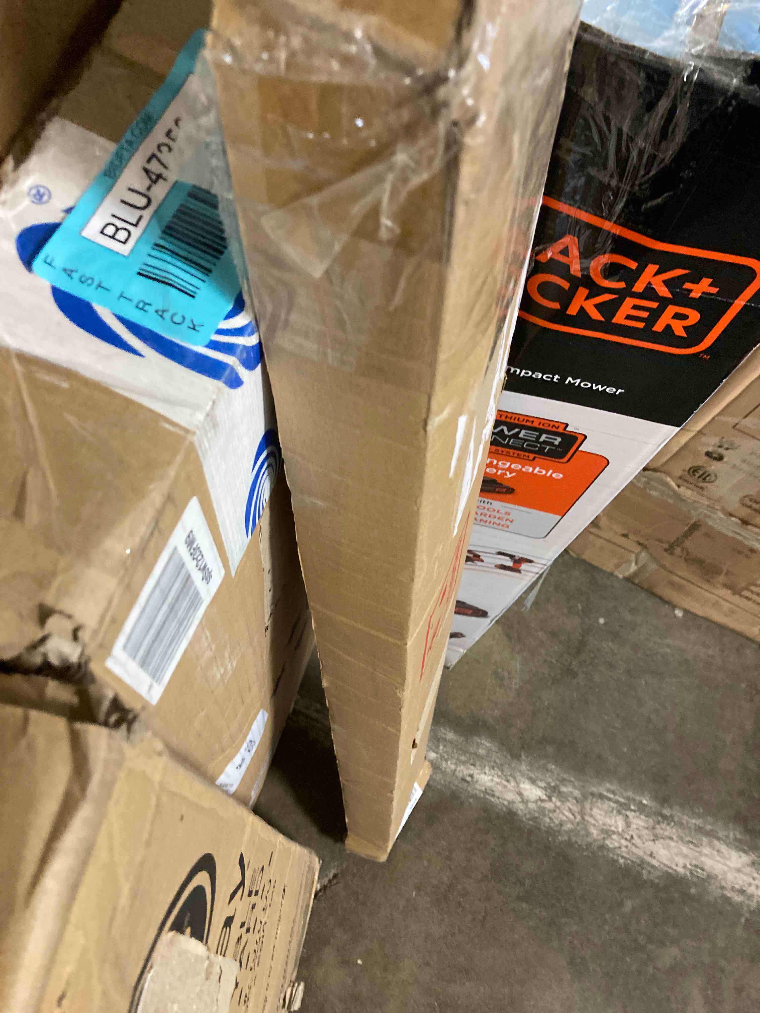 https://s3.amazonaws.com/lotting-images-prod/phillipi/BLU4735059_1682715293310.jpeg