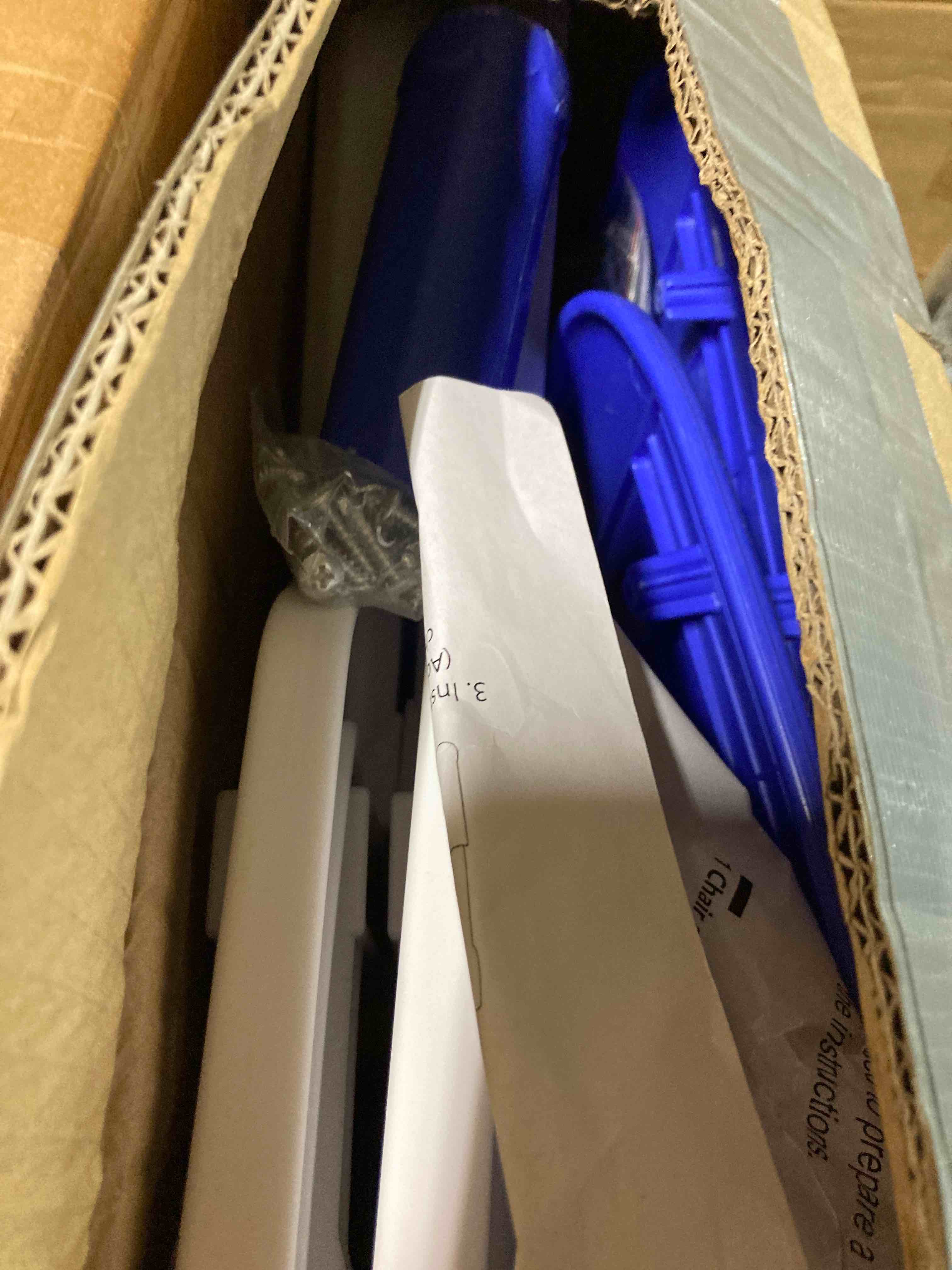 https://s3.amazonaws.com/lotting-images-prod/phillipi/BLU5060482_1693255142542.jpeg