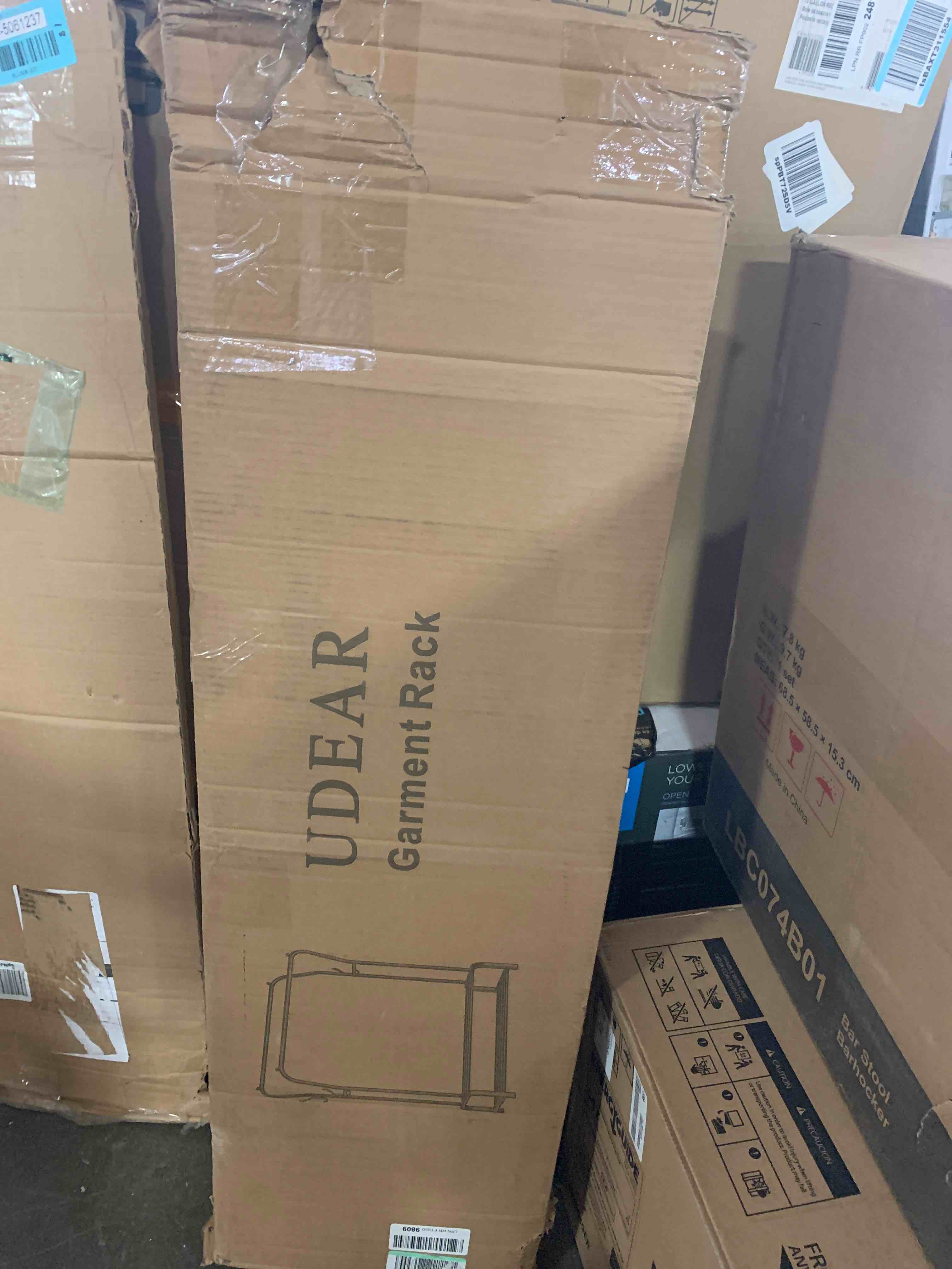 https://s3.amazonaws.com/lotting-images-prod/phillipi/BLU5061239_1693945628587.jpeg