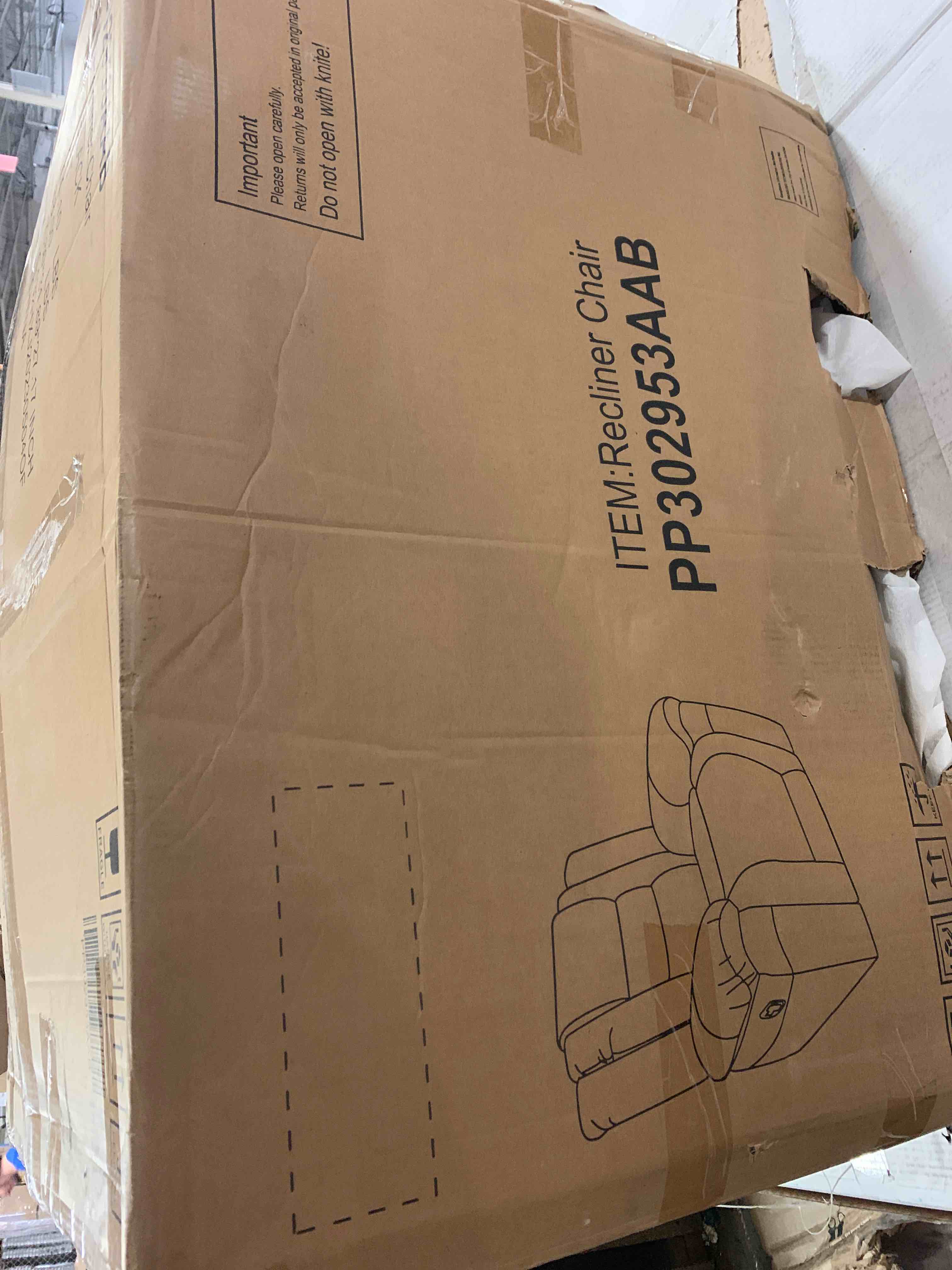 https://s3.amazonaws.com/lotting-images-prod/phillipi/BLU5061280_1694017132623.jpeg
