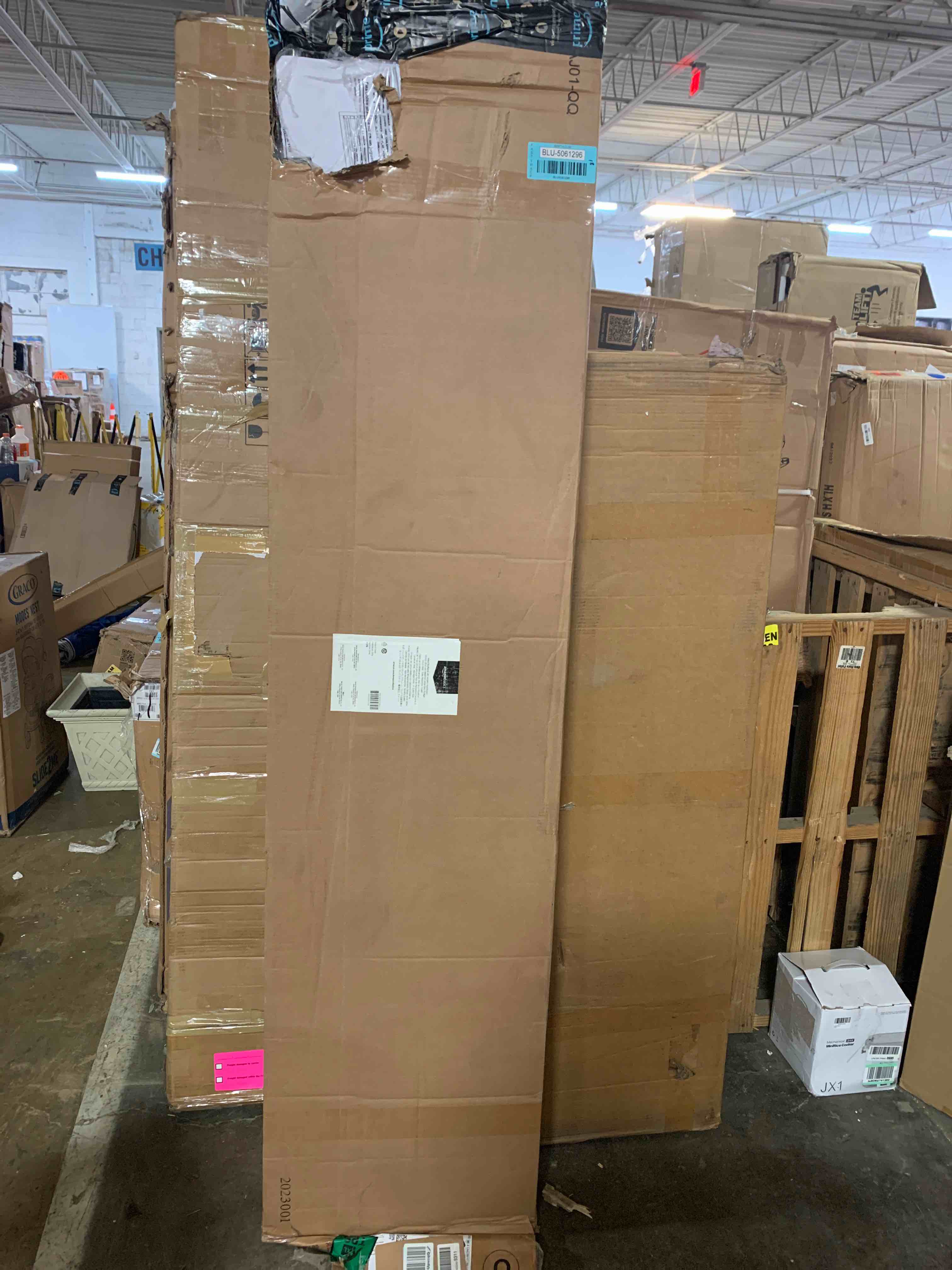 https://s3.amazonaws.com/lotting-images-prod/phillipi/BLU5061296_1694115126660.jpeg