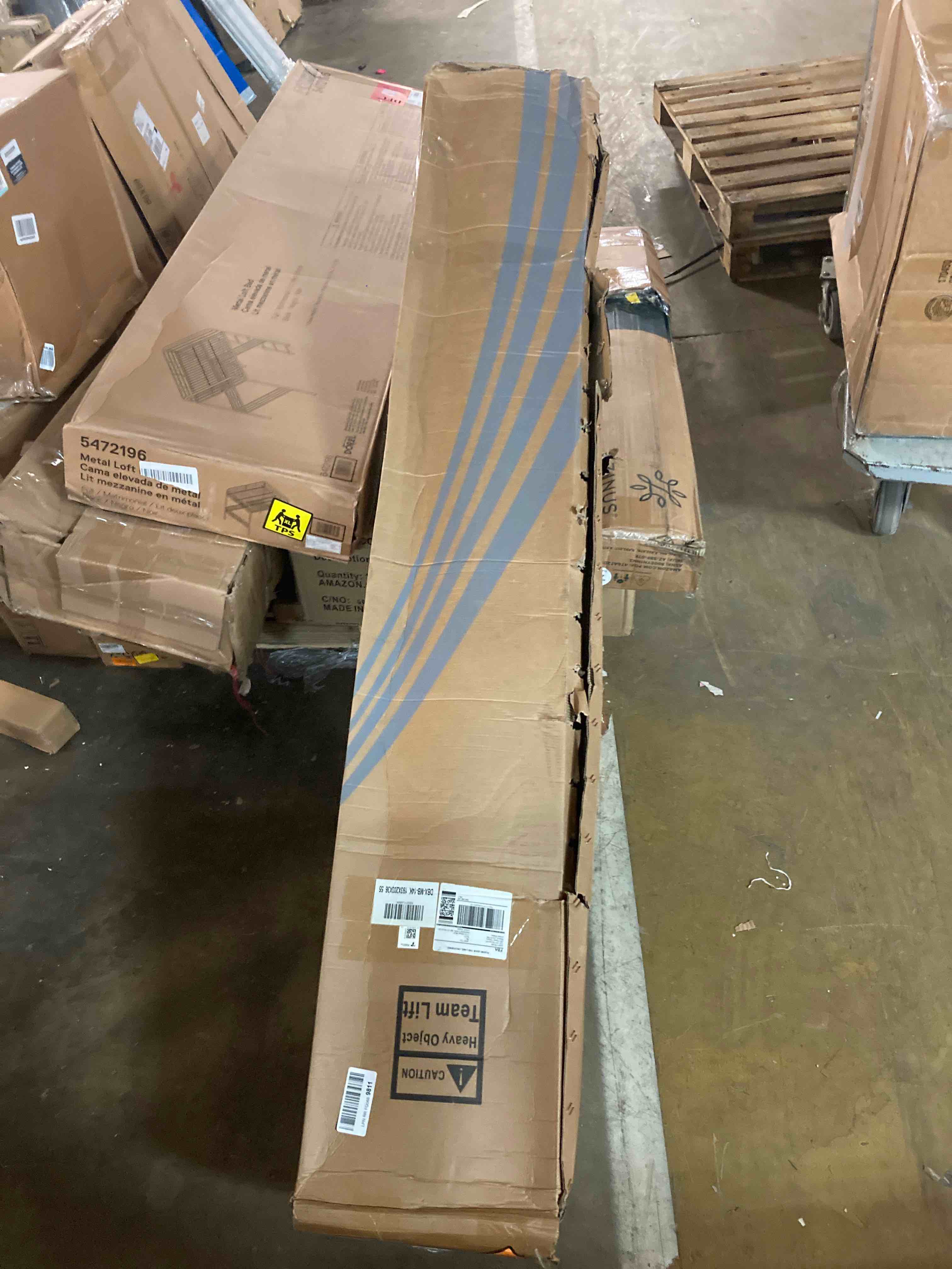 https://s3.amazonaws.com/lotting-images-prod/phillipi/BLU5061637_1694457365086.jpeg