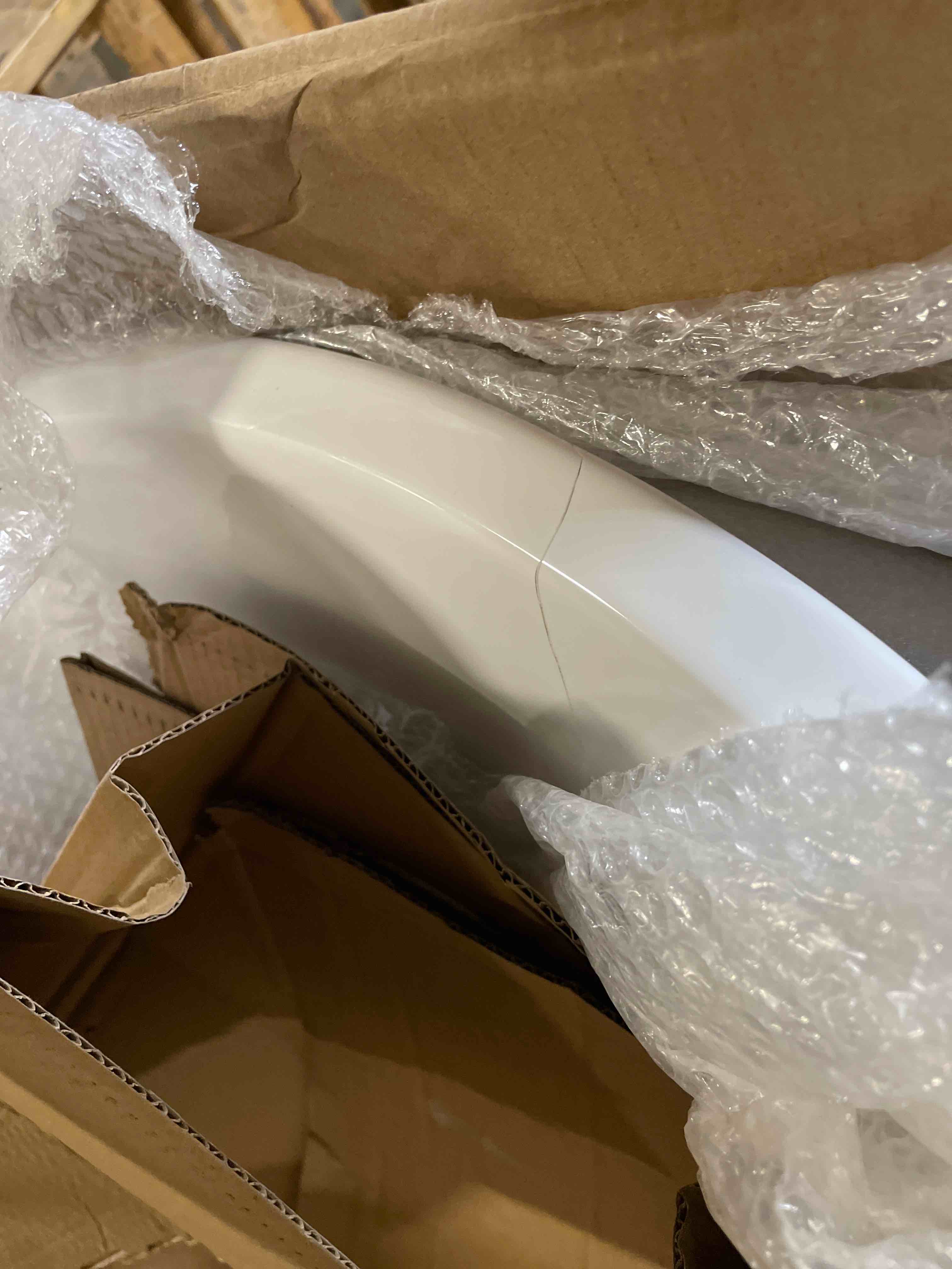 https://s3.amazonaws.com/lotting-images-prod/phillipi/BLU5066105_1691789857184.jpeg