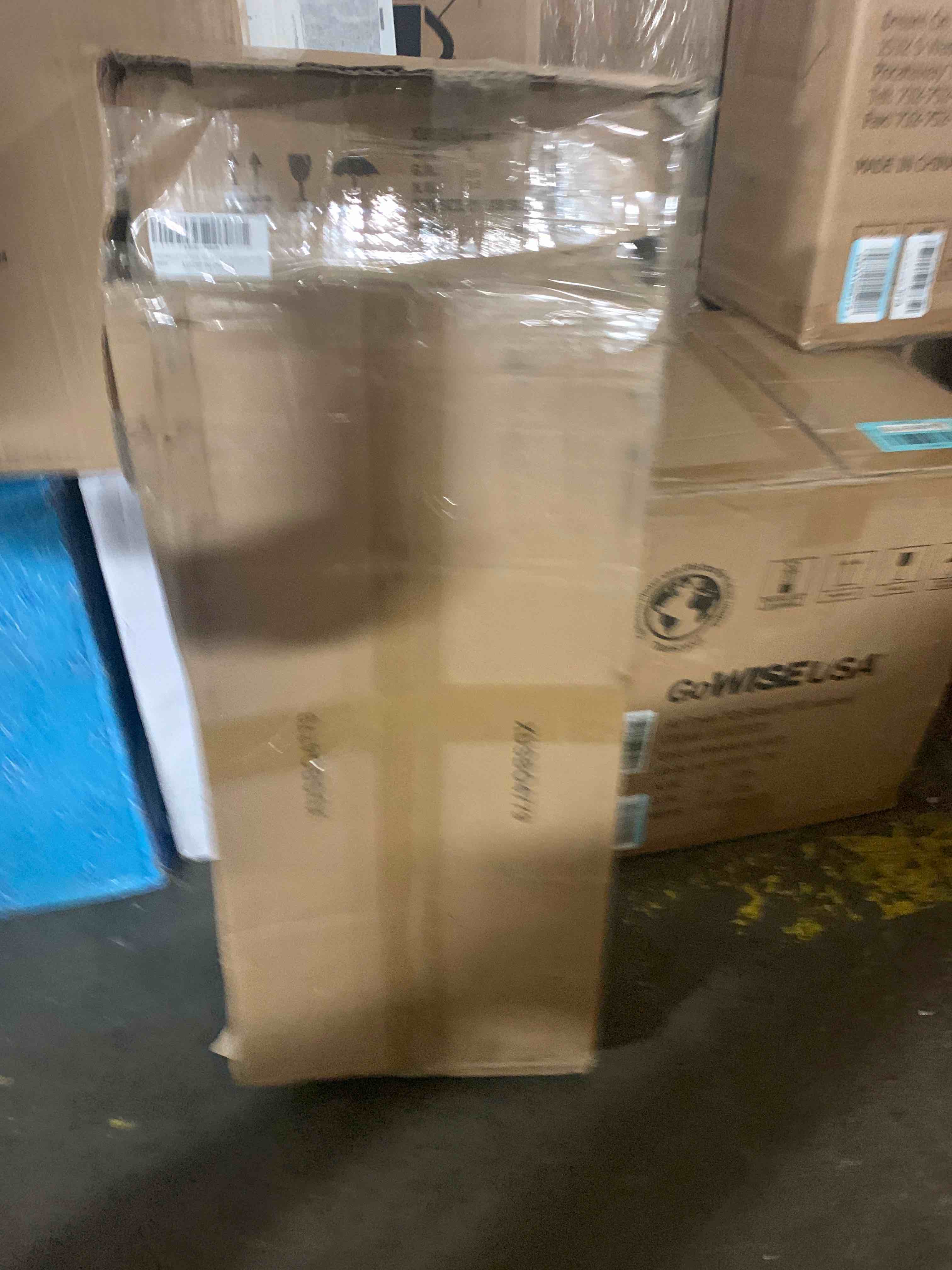 https://s3.amazonaws.com/lotting-images-prod/phillipi/BLU5066152_1692045397158.jpeg