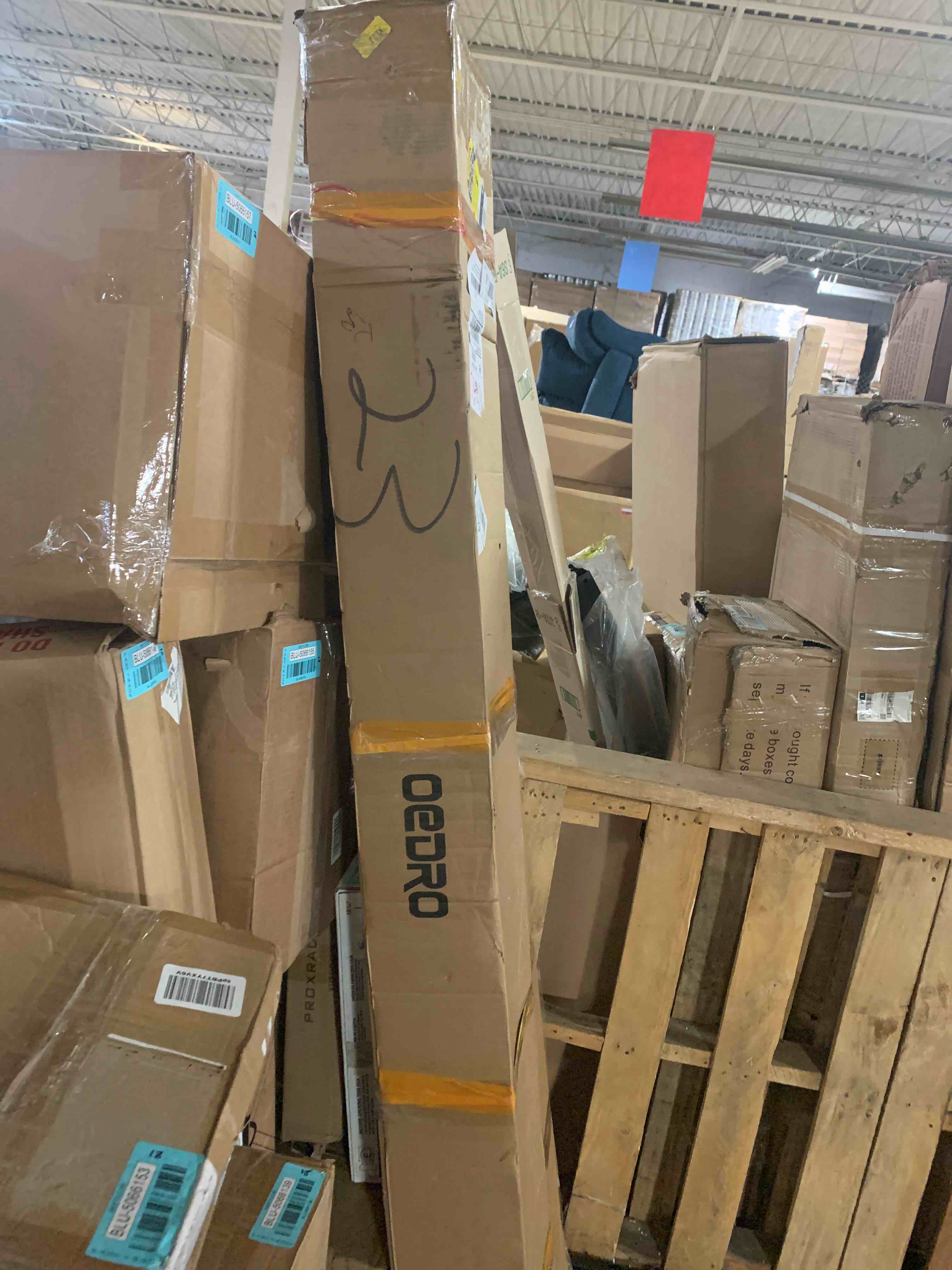 https://s3.amazonaws.com/lotting-images-prod/phillipi/BLU5066159_1692047604312.jpeg