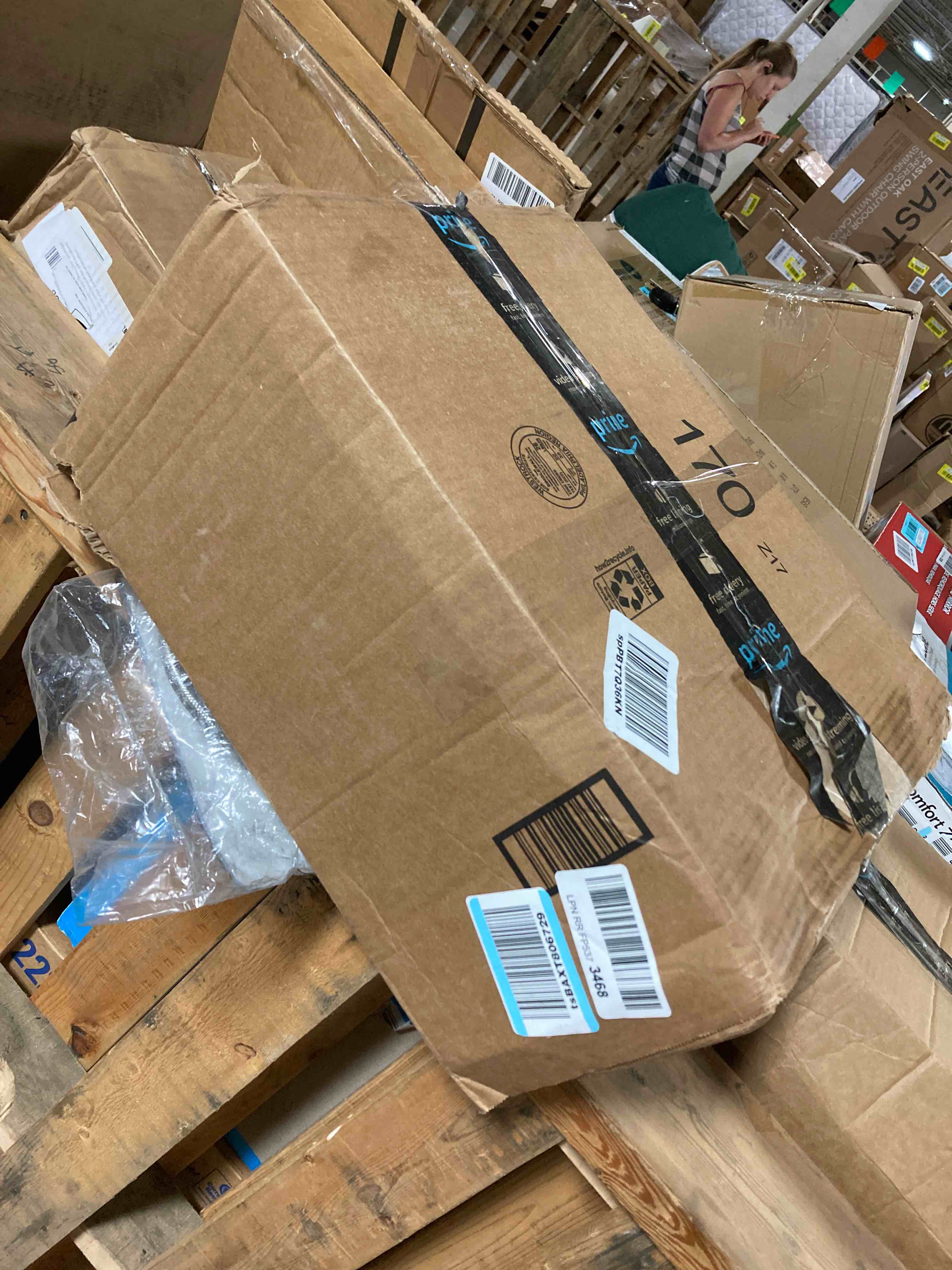 https://s3.amazonaws.com/lotting-images-prod/phillipi/BLU5066886_1692376995051.jpeg
