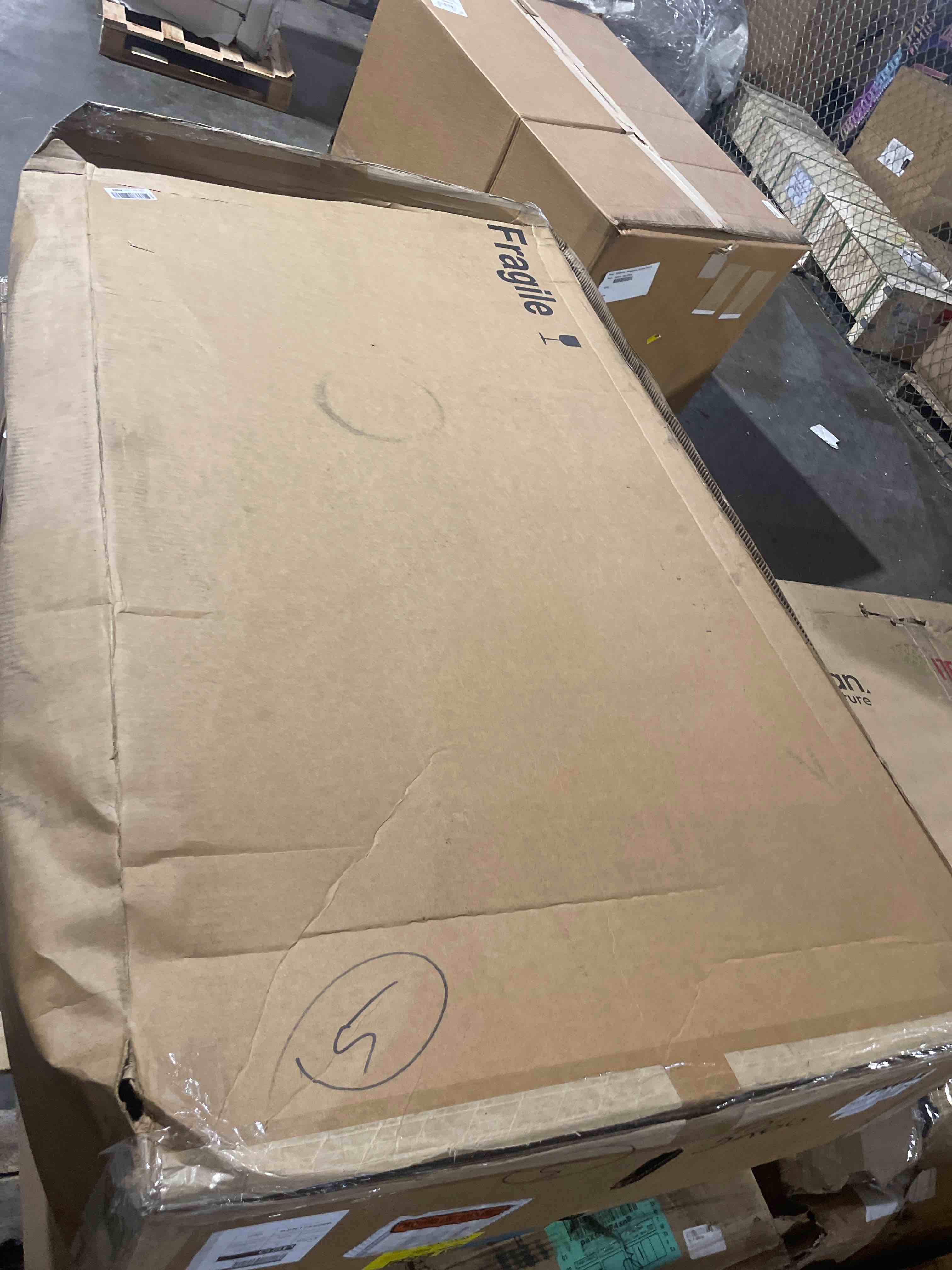 https://s3.amazonaws.com/lotting-images-prod/phillipi/BLU5069063_1692038336521.jpeg