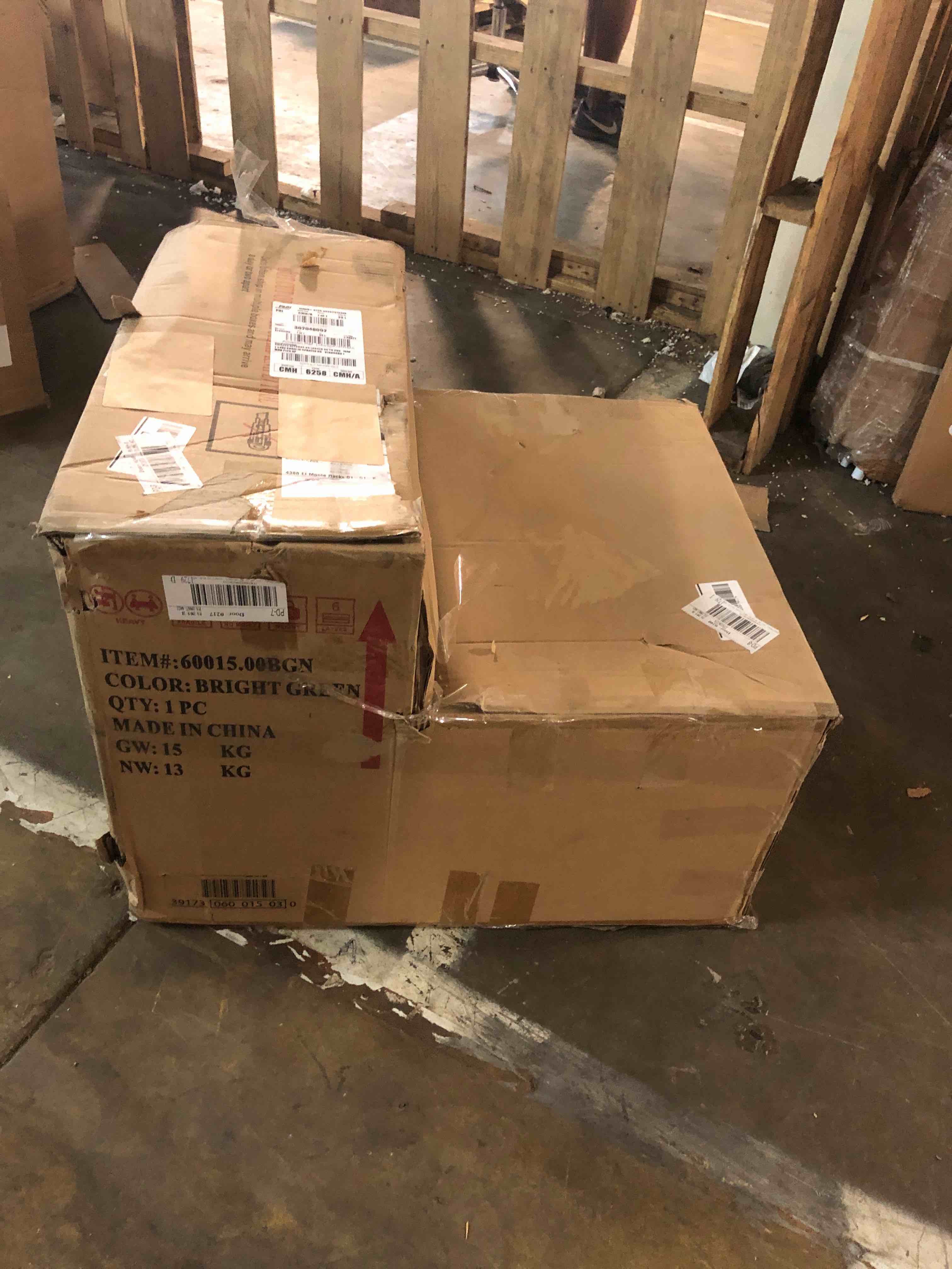 https://s3.amazonaws.com/lotting-images-prod/phillipi/BLU5069635_1690820903430.jpeg
