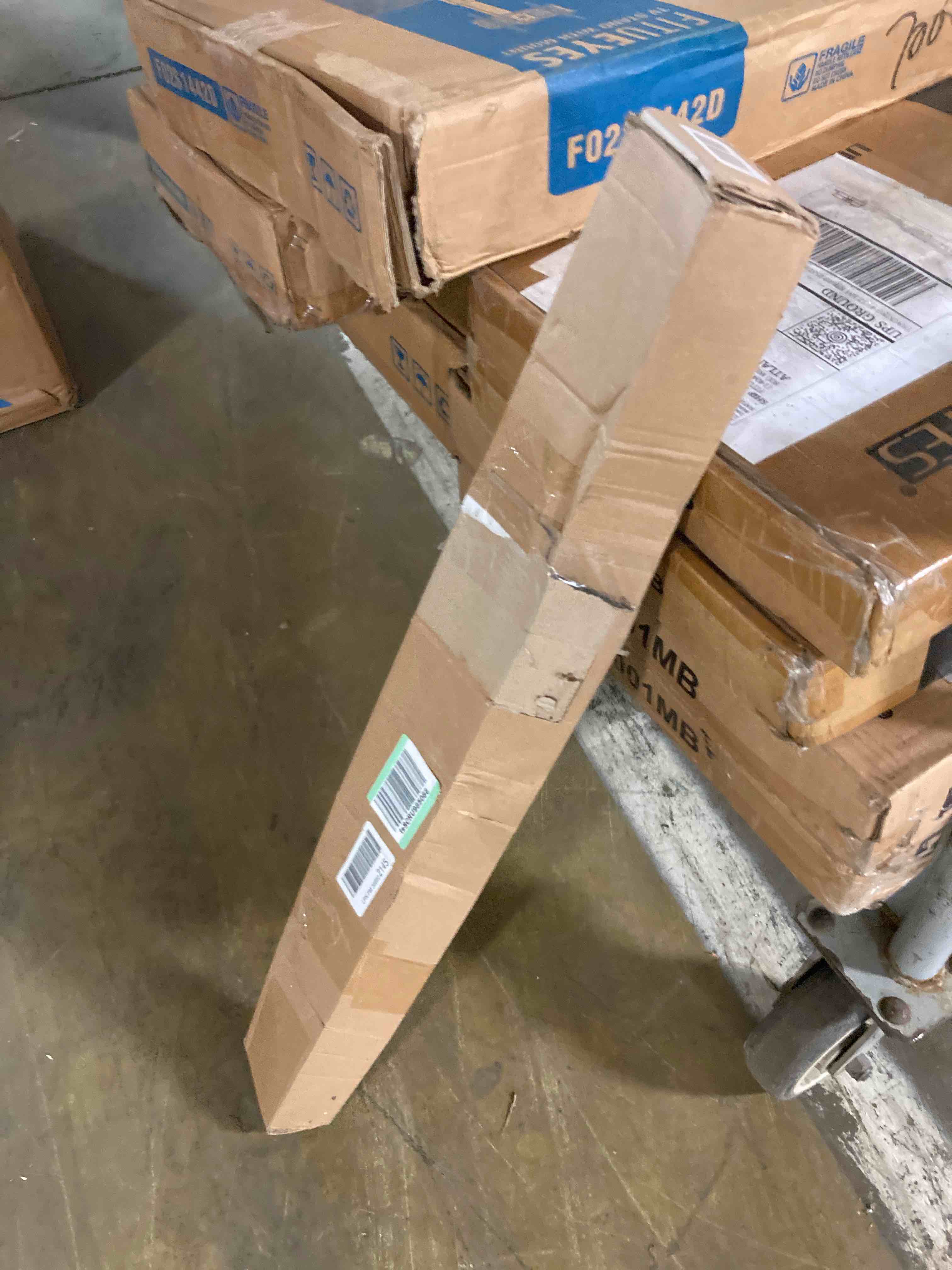 https://s3.amazonaws.com/lotting-images-prod/phillipi/BLU5070673_1689021538987.jpeg