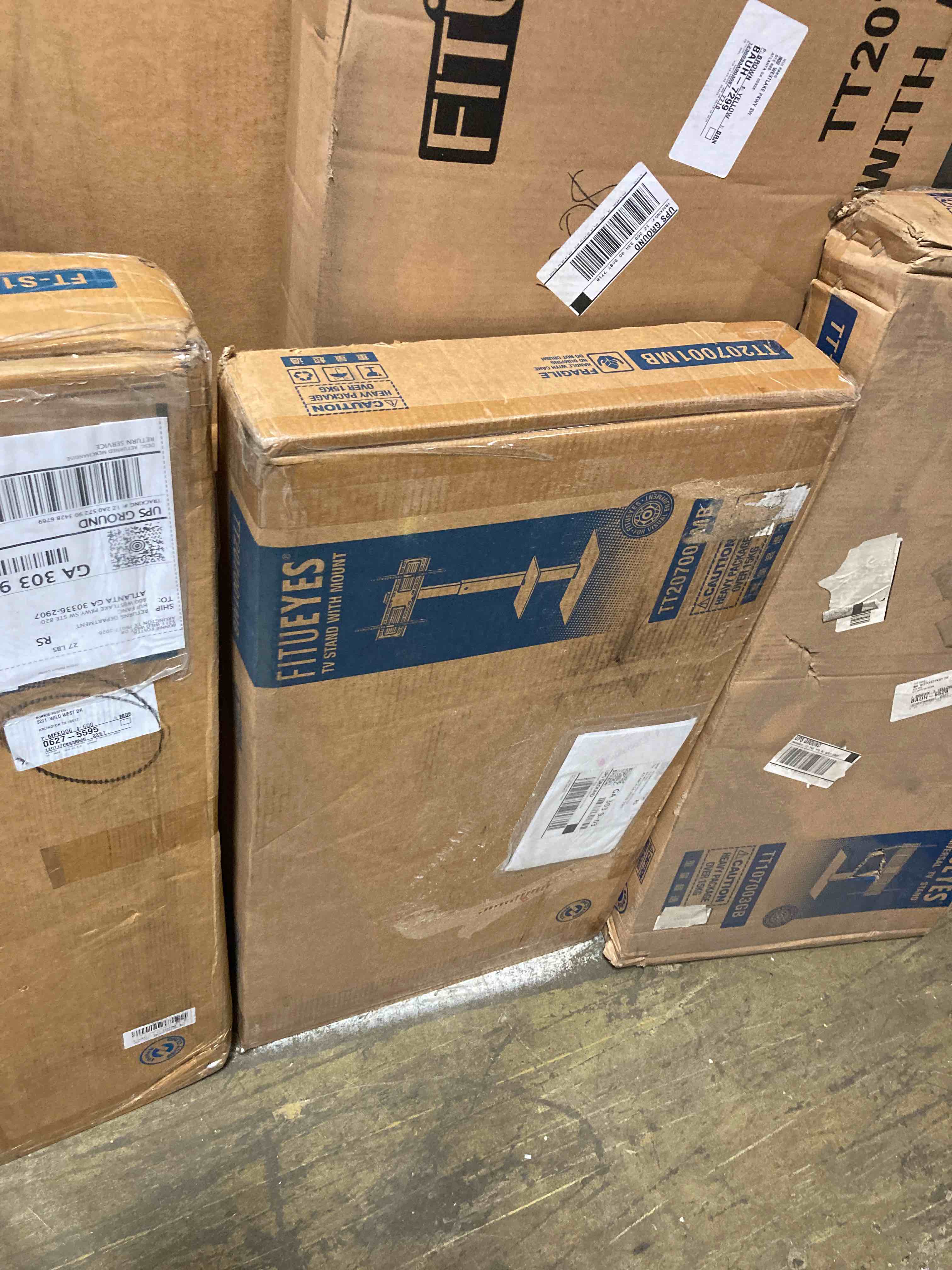 https://s3.amazonaws.com/lotting-images-prod/phillipi/BLU5070972_1689186185422.jpeg