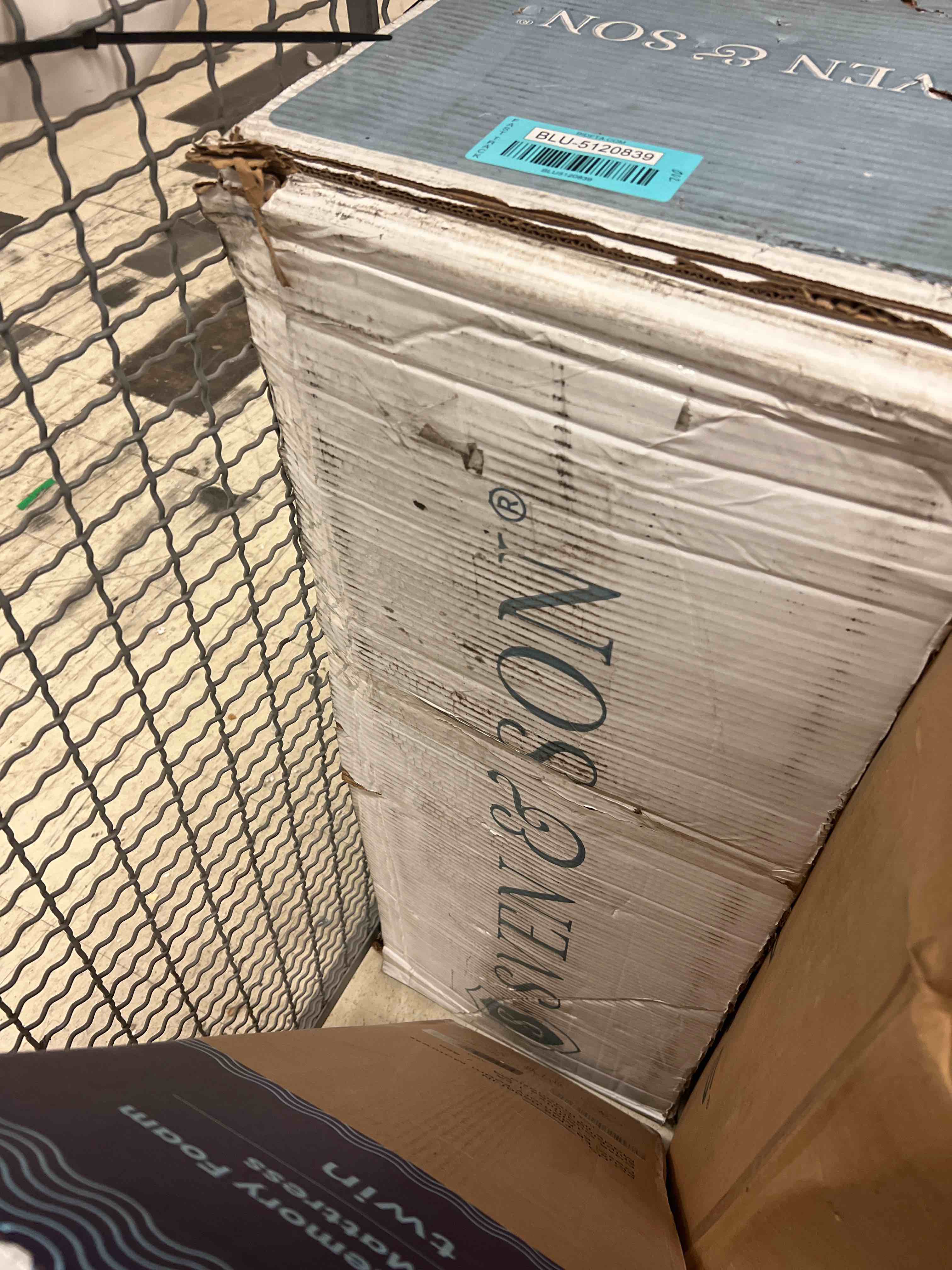 https://s3.amazonaws.com/lotting-images-prod/phillipi/BLU5120839_1699568561183.jpeg