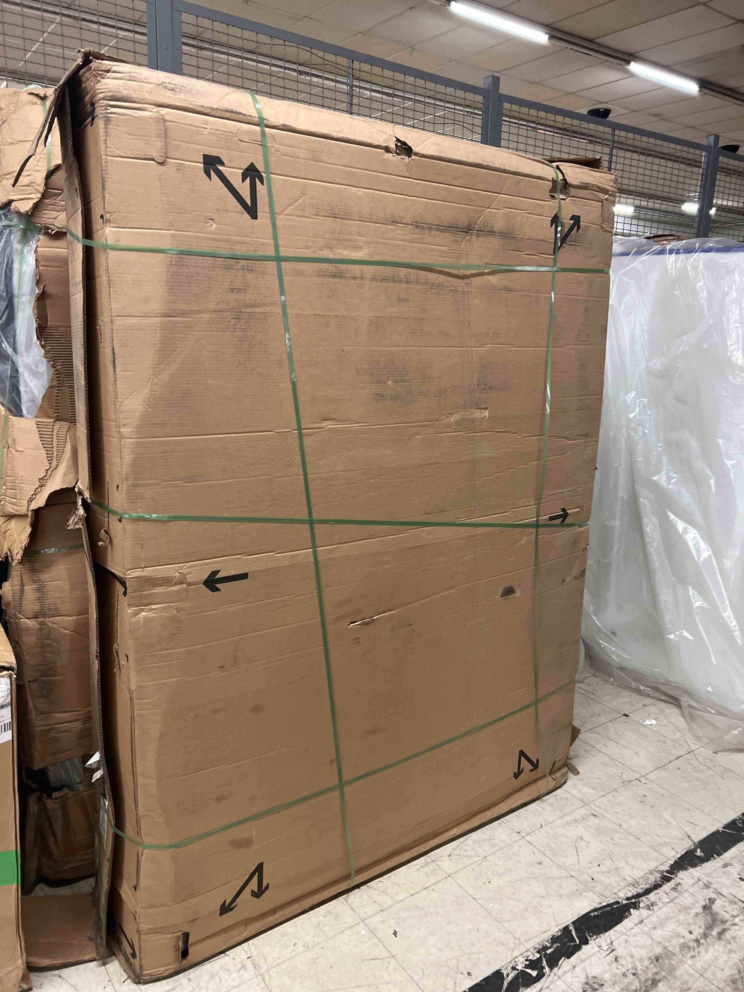 https://s3.amazonaws.com/lotting-images-prod/phillipi/BLU5120861_1699567891038.jpeg