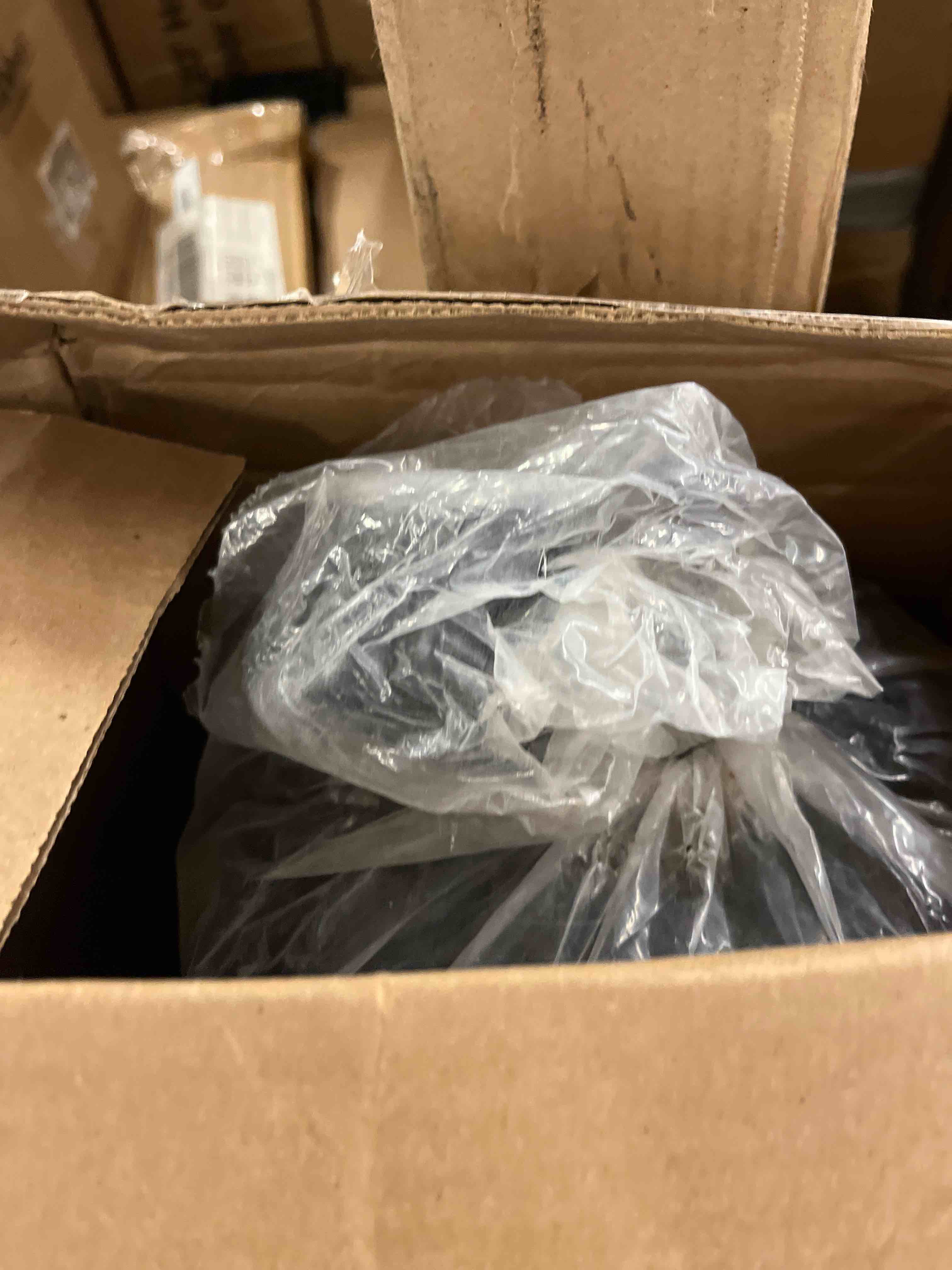 https://s3.amazonaws.com/lotting-images-prod/phillipi/BLU5121792_1698428414456.jpeg