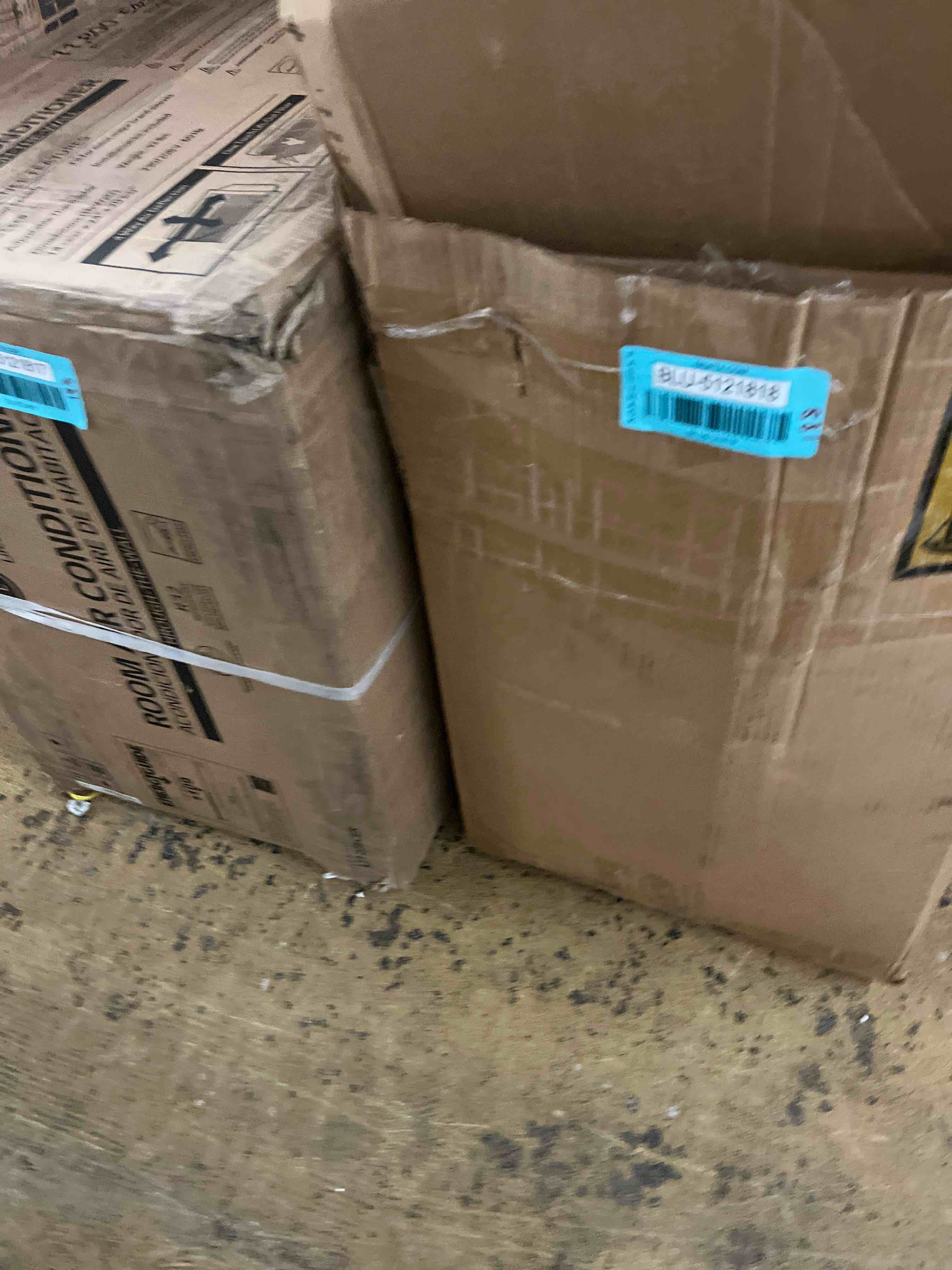 https://s3.amazonaws.com/lotting-images-prod/phillipi/BLU5121818_1698422831951.jpeg