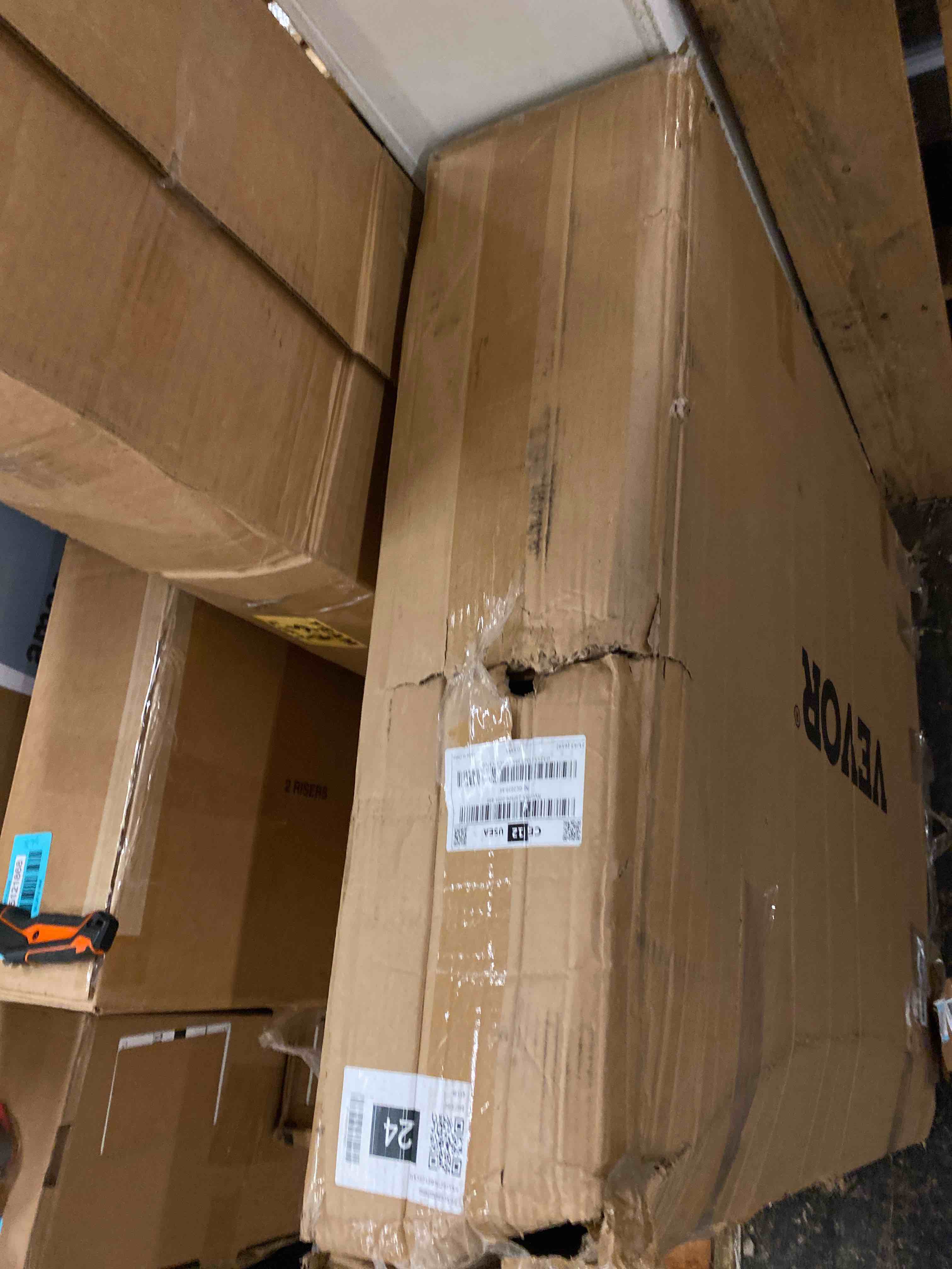 https://s3.amazonaws.com/lotting-images-prod/phillipi/BLU5121870_1698379700904.jpeg