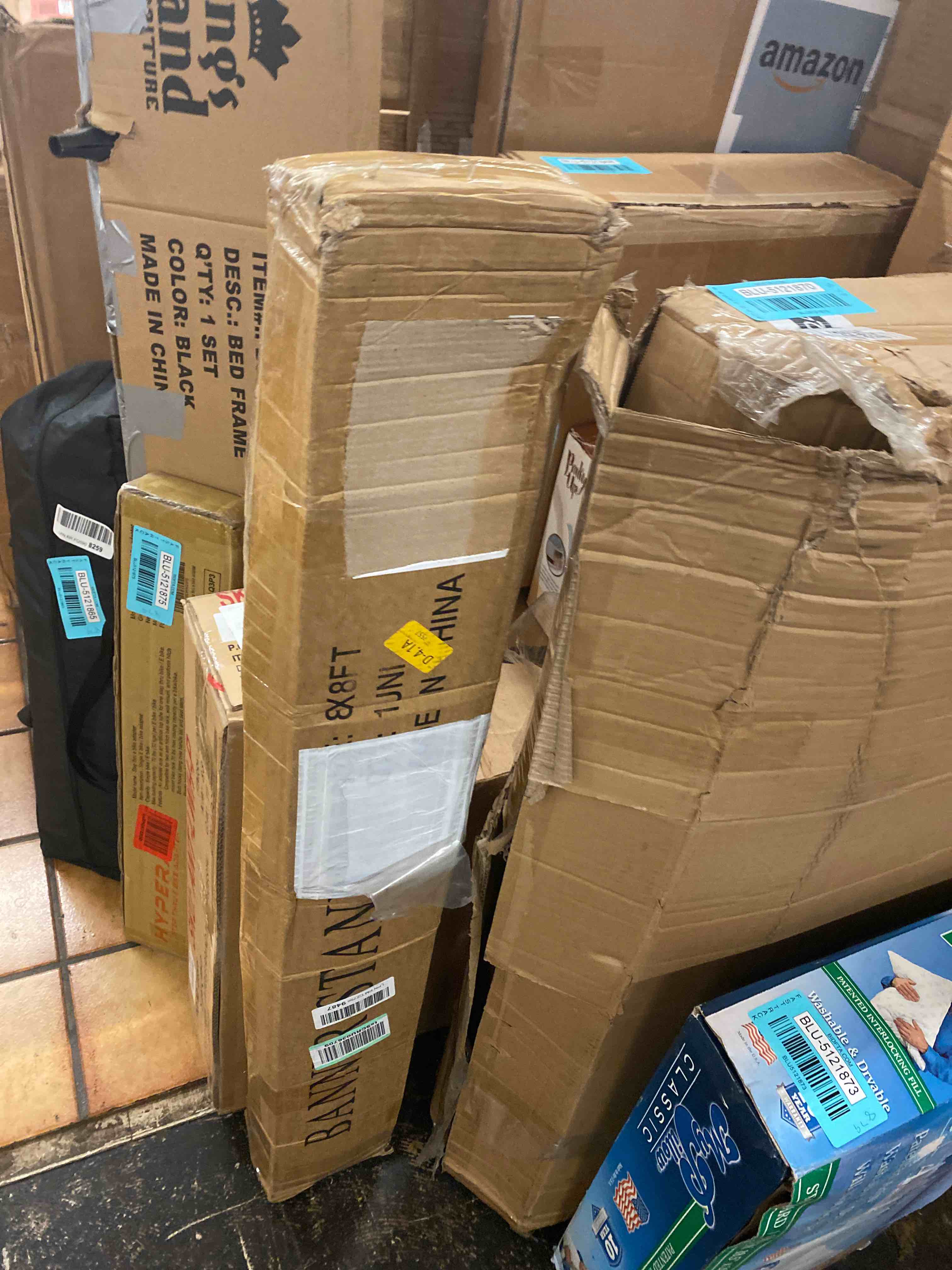 https://s3.amazonaws.com/lotting-images-prod/phillipi/BLU5121876_1698411420336.jpeg