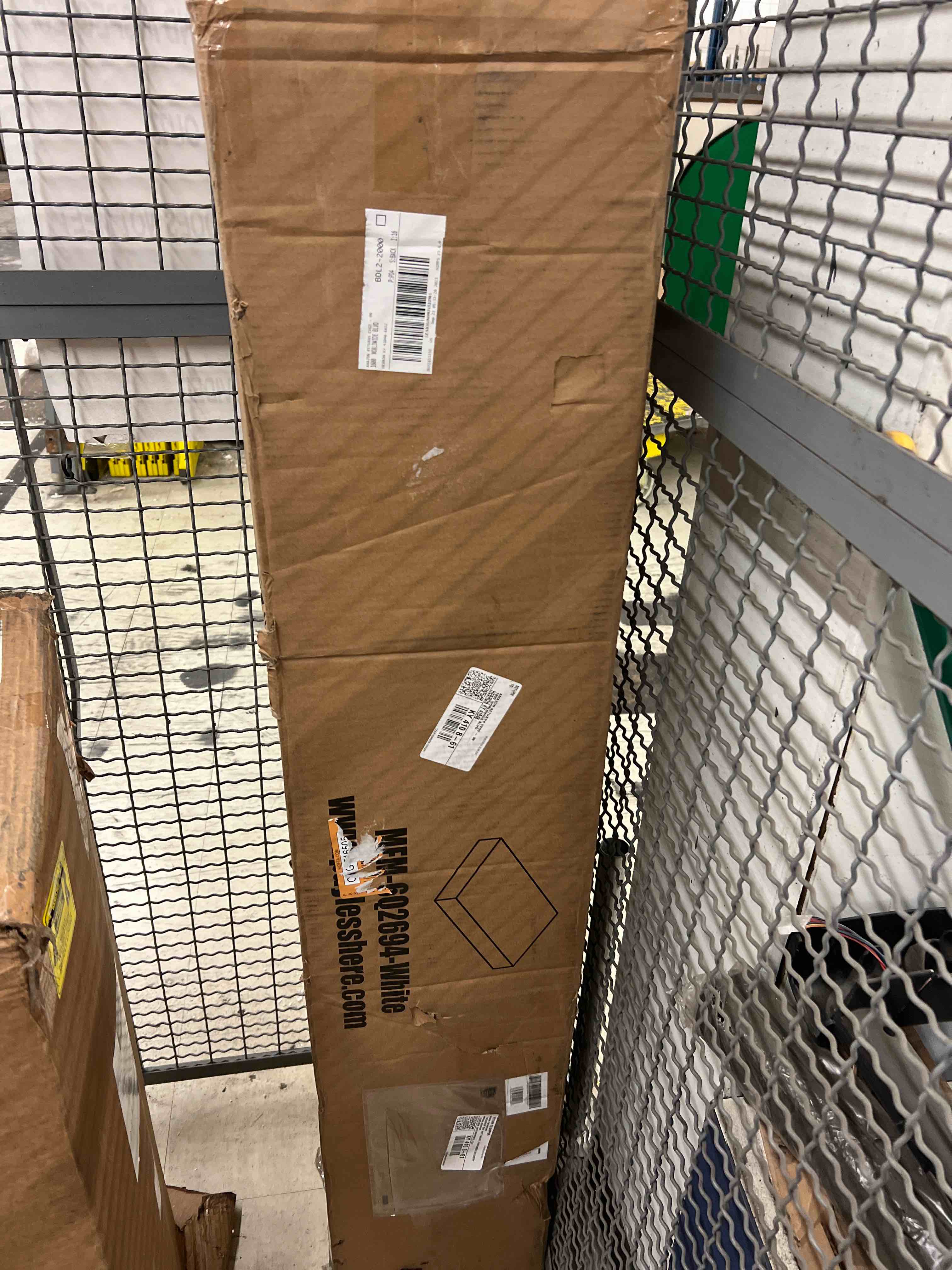 https://s3.amazonaws.com/lotting-images-prod/phillipi/BLU5121979_1698450807993.jpeg