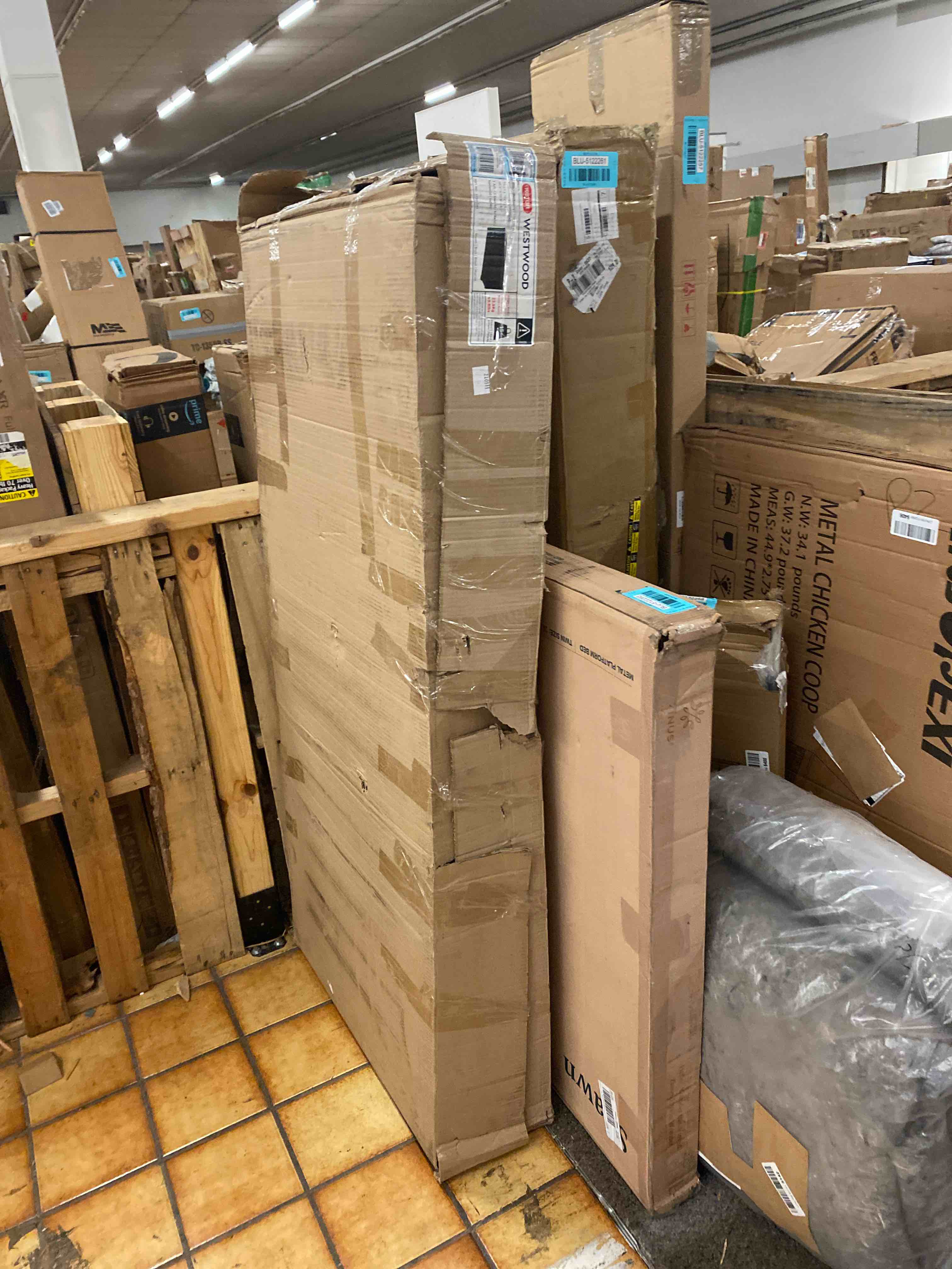 https://s3.amazonaws.com/lotting-images-prod/phillipi/BLU5122264_1698847220063.jpeg