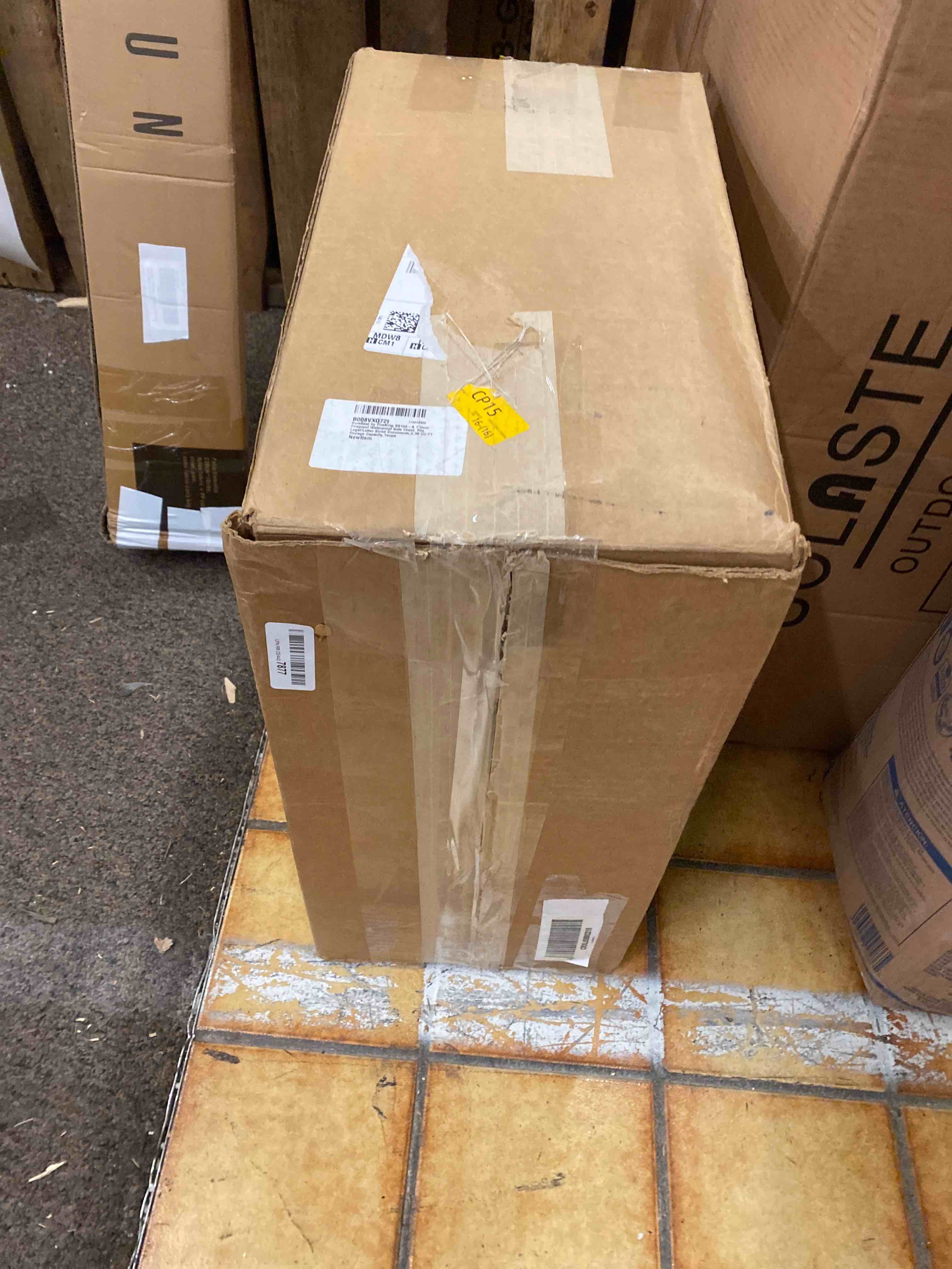 https://s3.amazonaws.com/lotting-images-prod/phillipi/BLU5122275_1698860427566.jpeg