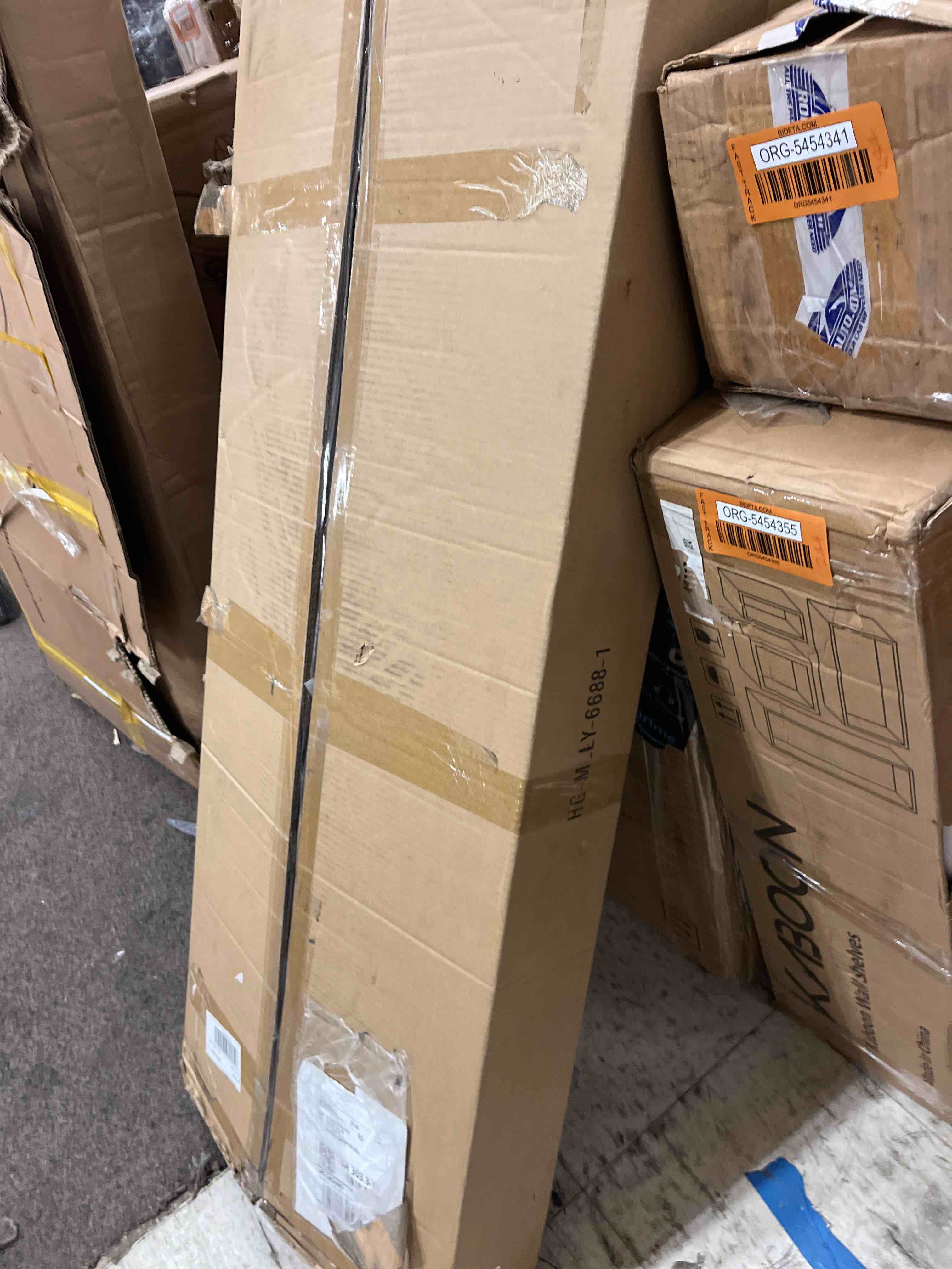 https://s3.amazonaws.com/lotting-images-prod/phillipi/BLU5123207_1707356121077.jpeg