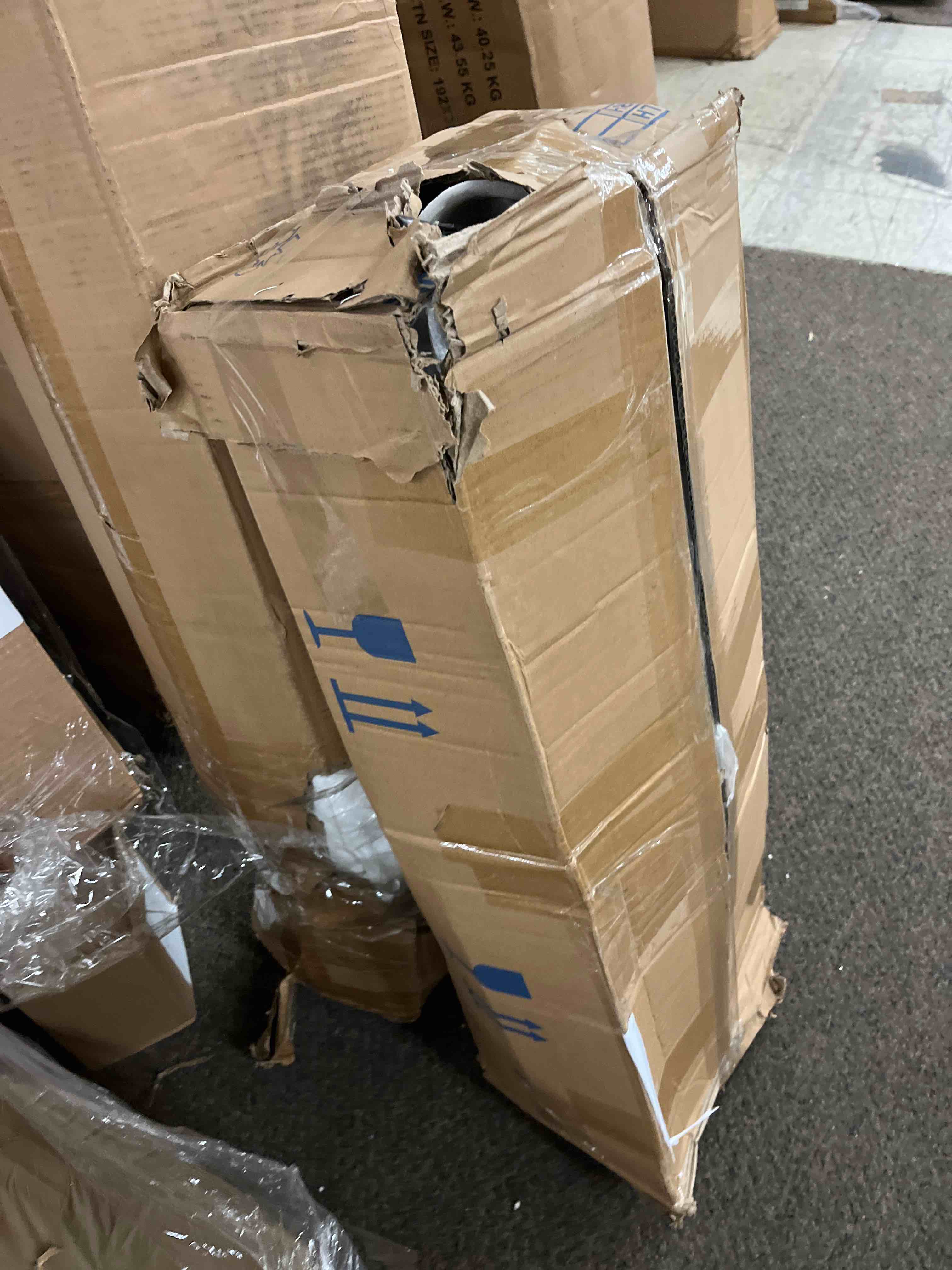 https://s3.amazonaws.com/lotting-images-prod/phillipi/BLU5123226_1707359785561.jpeg