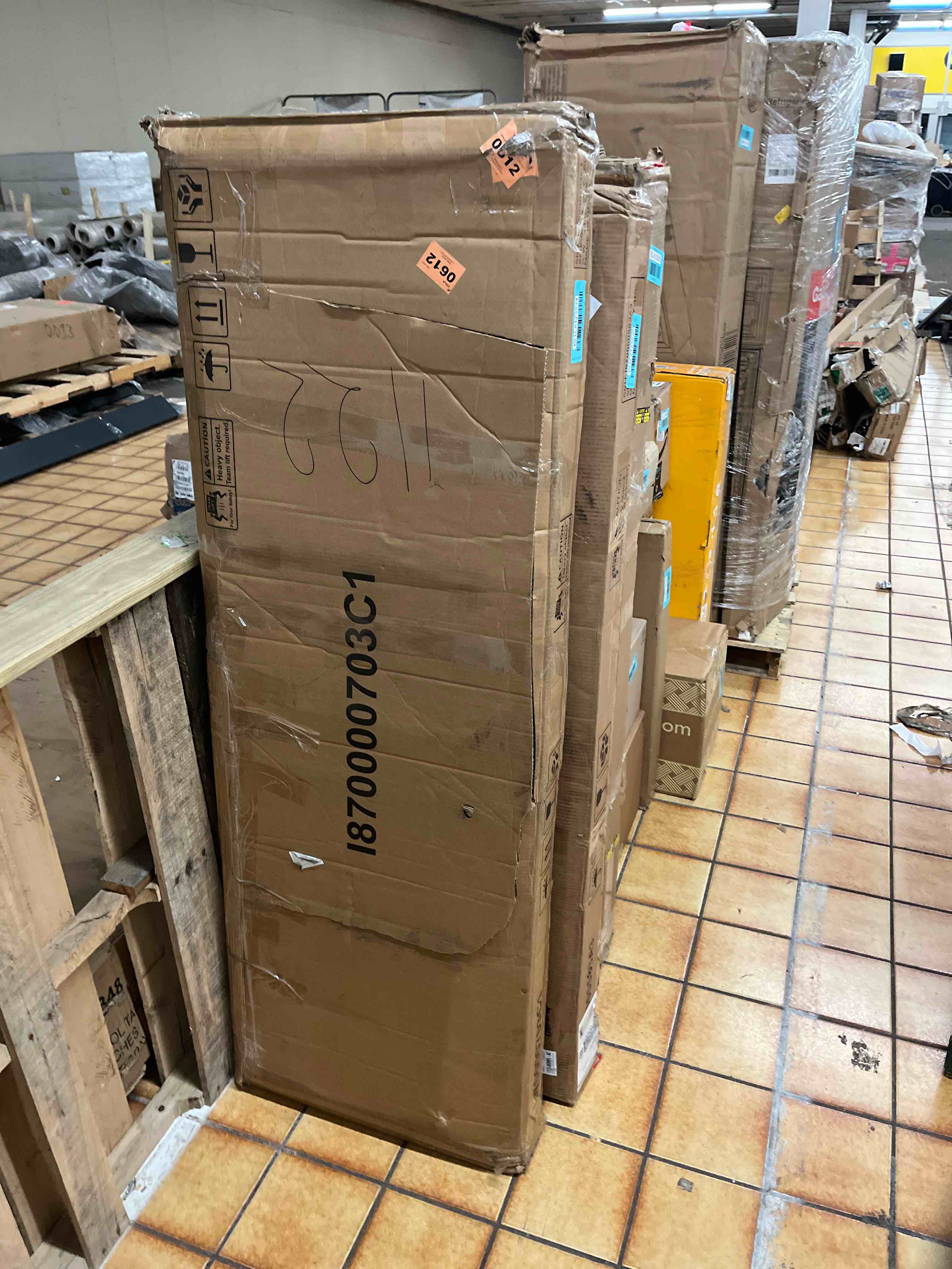 https://s3.amazonaws.com/lotting-images-prod/phillipi/BLU5123534_1707359766117.jpeg