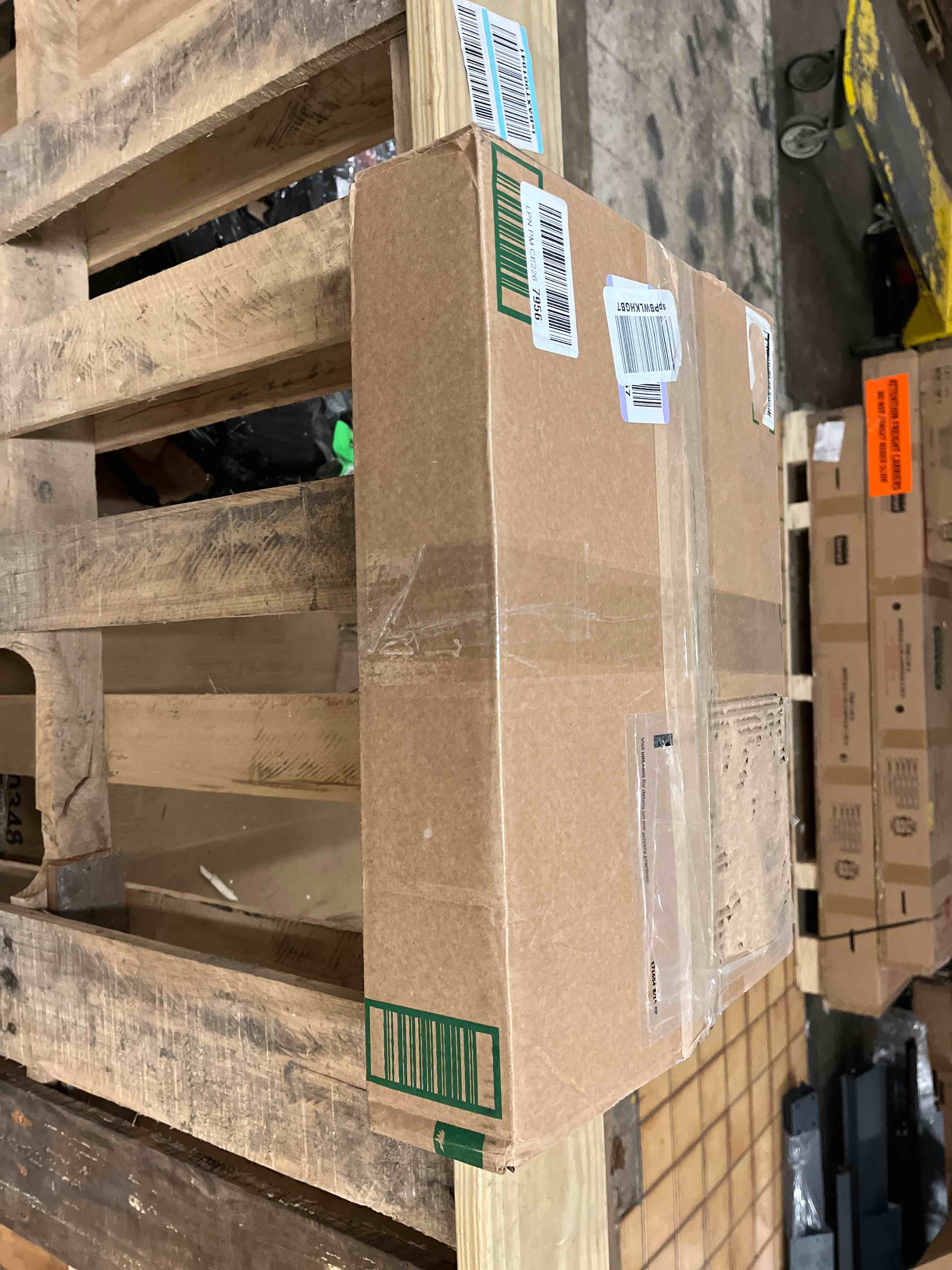 https://s3.amazonaws.com/lotting-images-prod/phillipi/BLU5123538_1707358533136.jpeg
