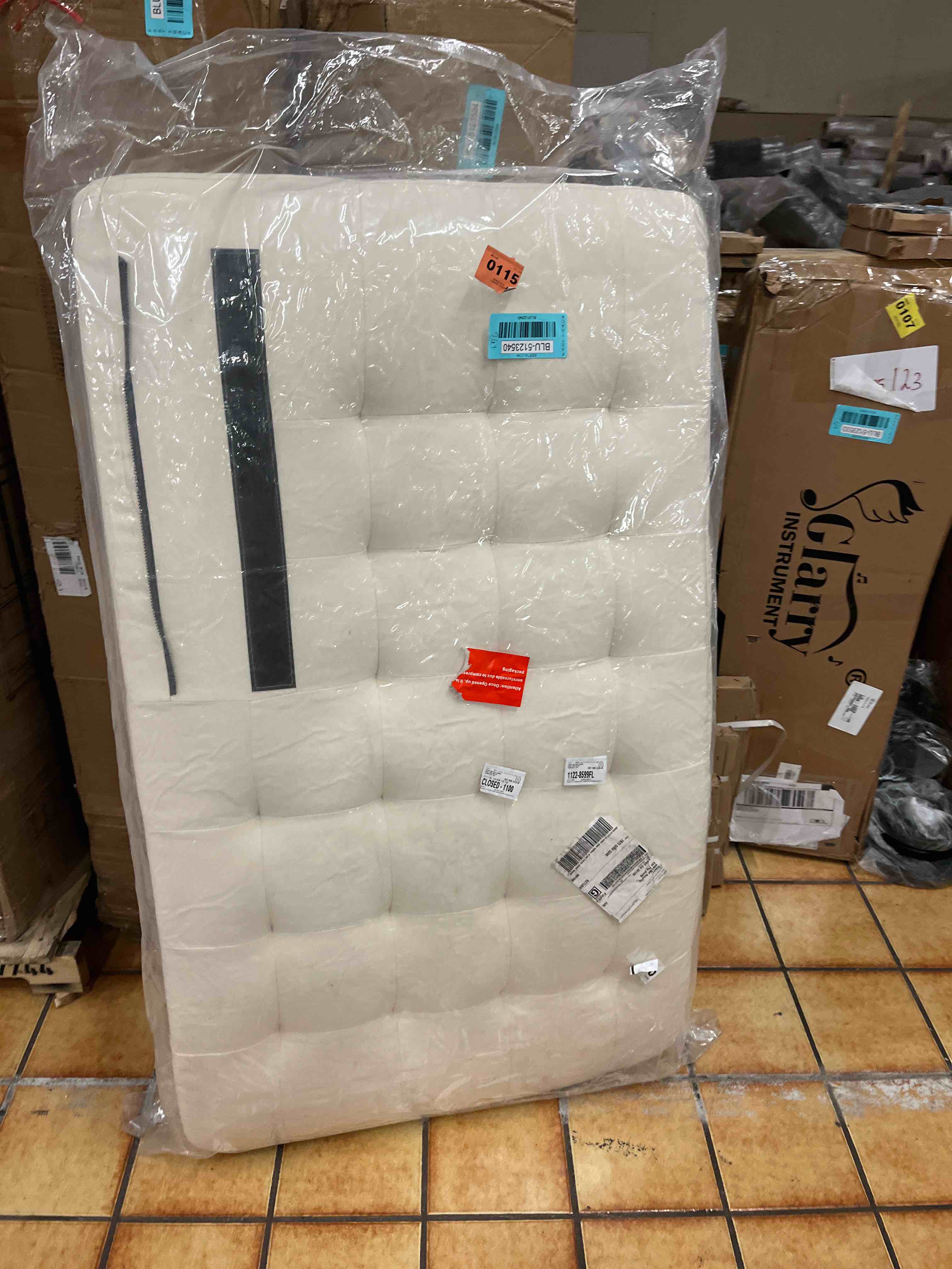 https://s3.amazonaws.com/lotting-images-prod/phillipi/BLU5123540_1707361283915.jpeg