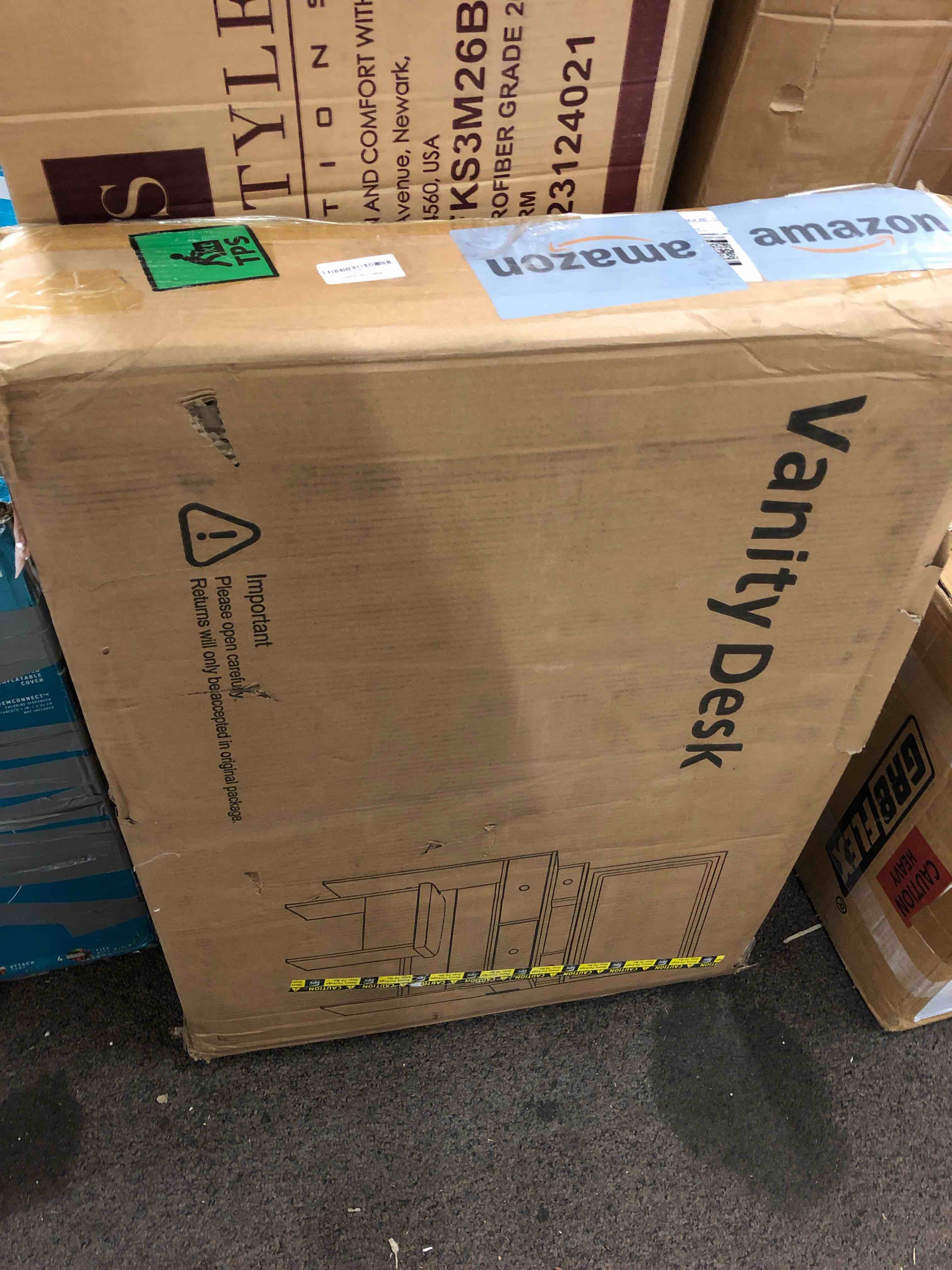 https://s3.amazonaws.com/lotting-images-prod/phillipi/BLU5125497_1706624907209.jpeg