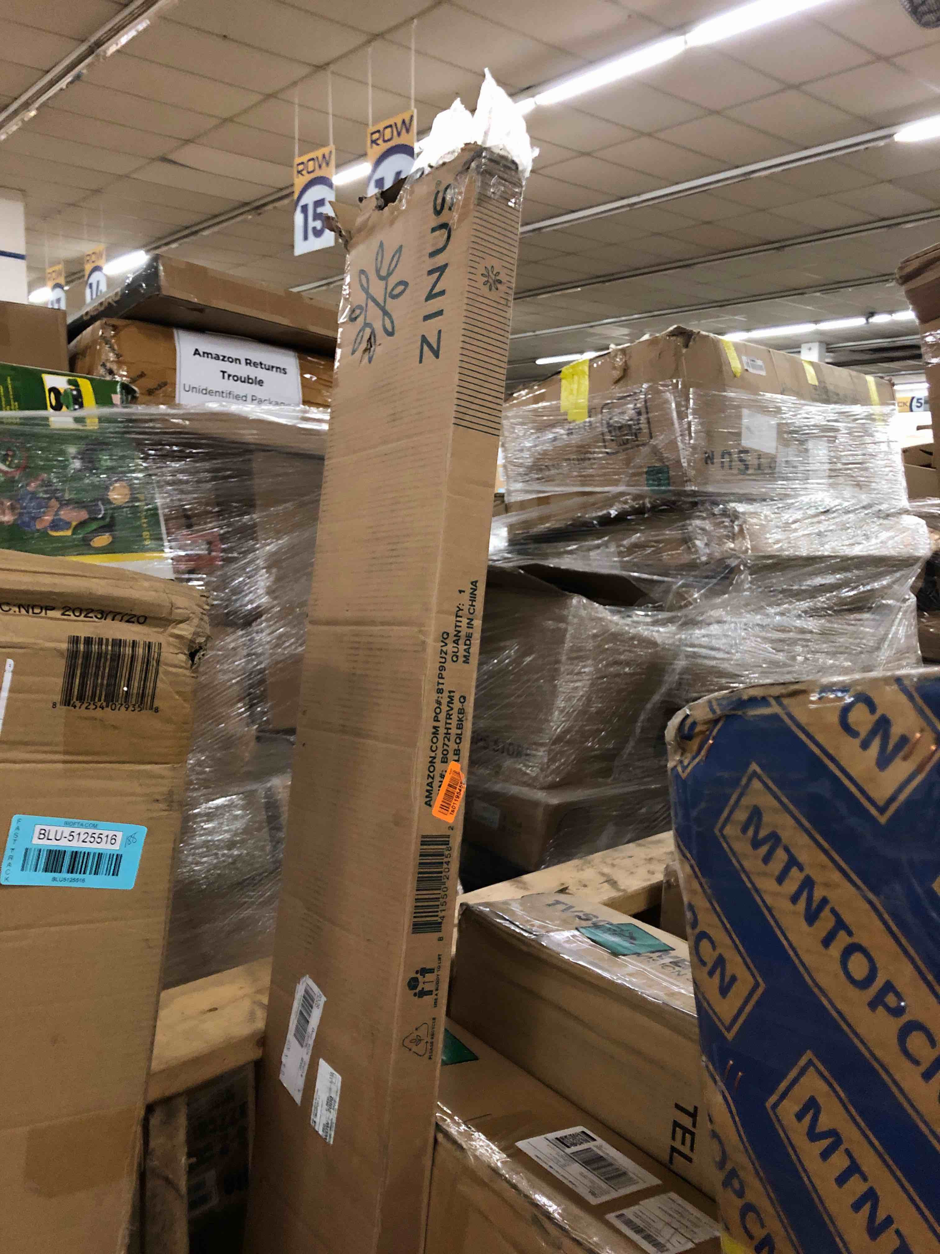 https://s3.amazonaws.com/lotting-images-prod/phillipi/BLU5125517_1706640181428.jpeg