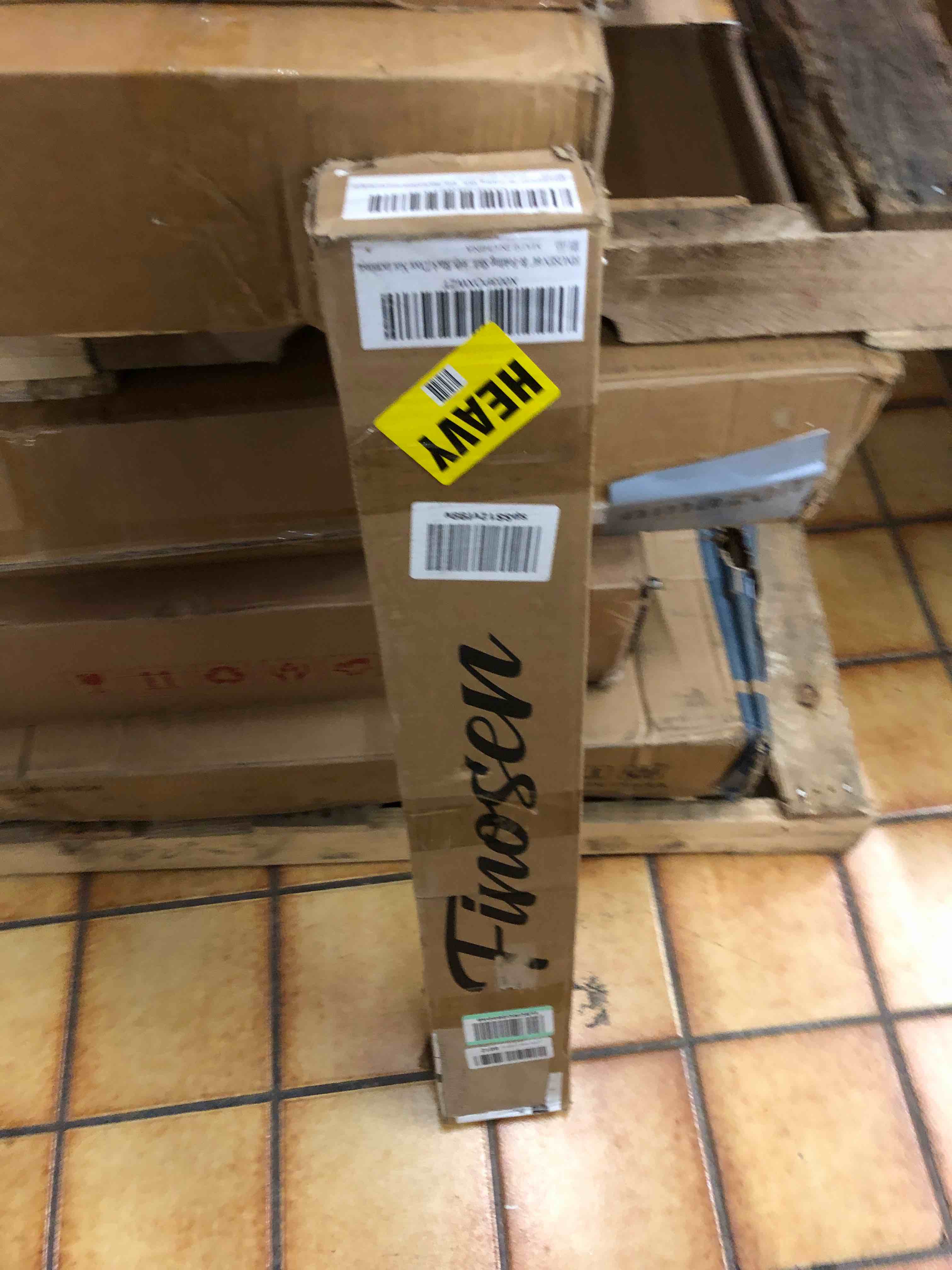 https://s3.amazonaws.com/lotting-images-prod/phillipi/BLU5125916_1708530690894.jpeg