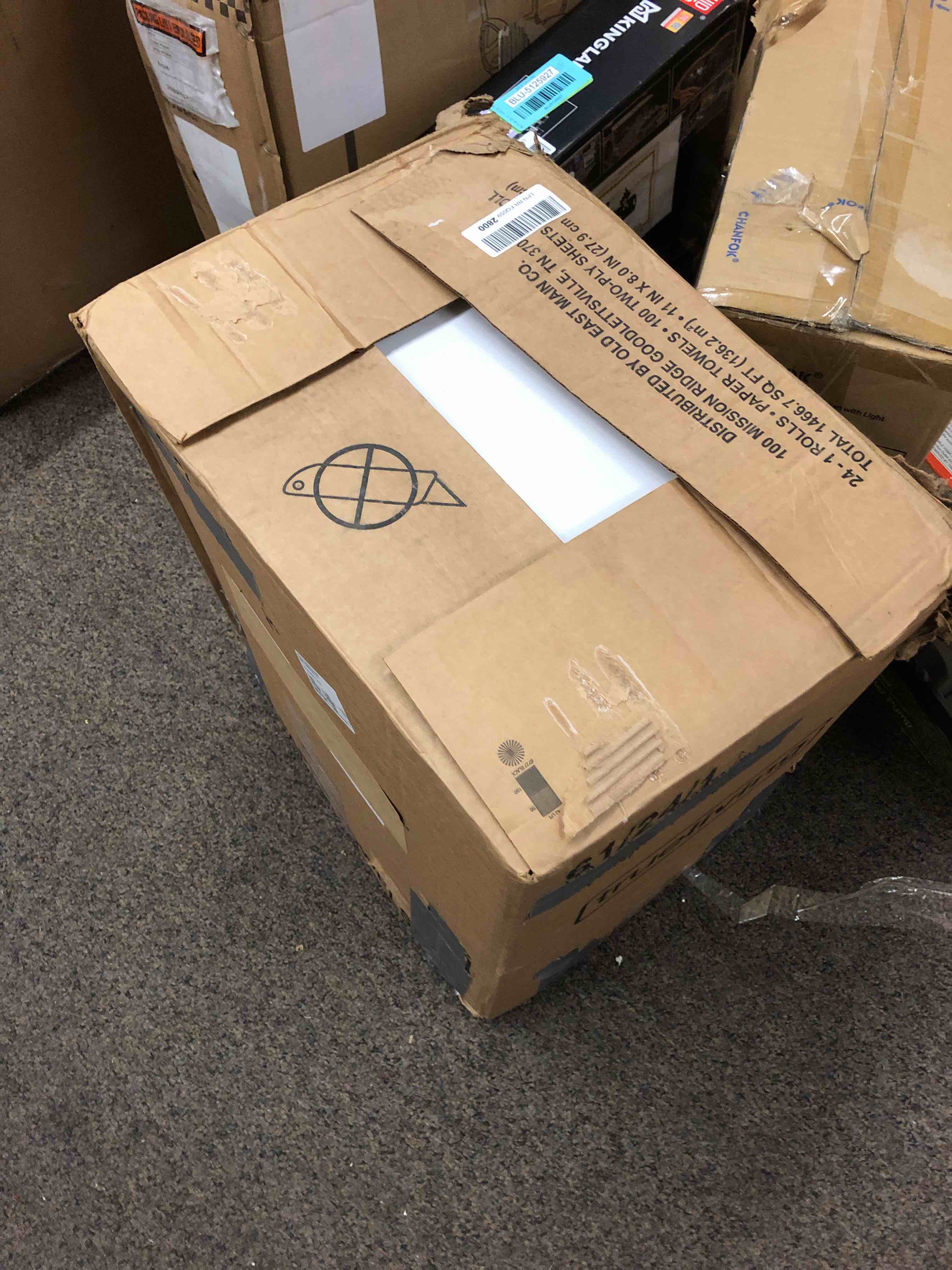 https://s3.amazonaws.com/lotting-images-prod/phillipi/BLU5125935_1708715764882.jpeg