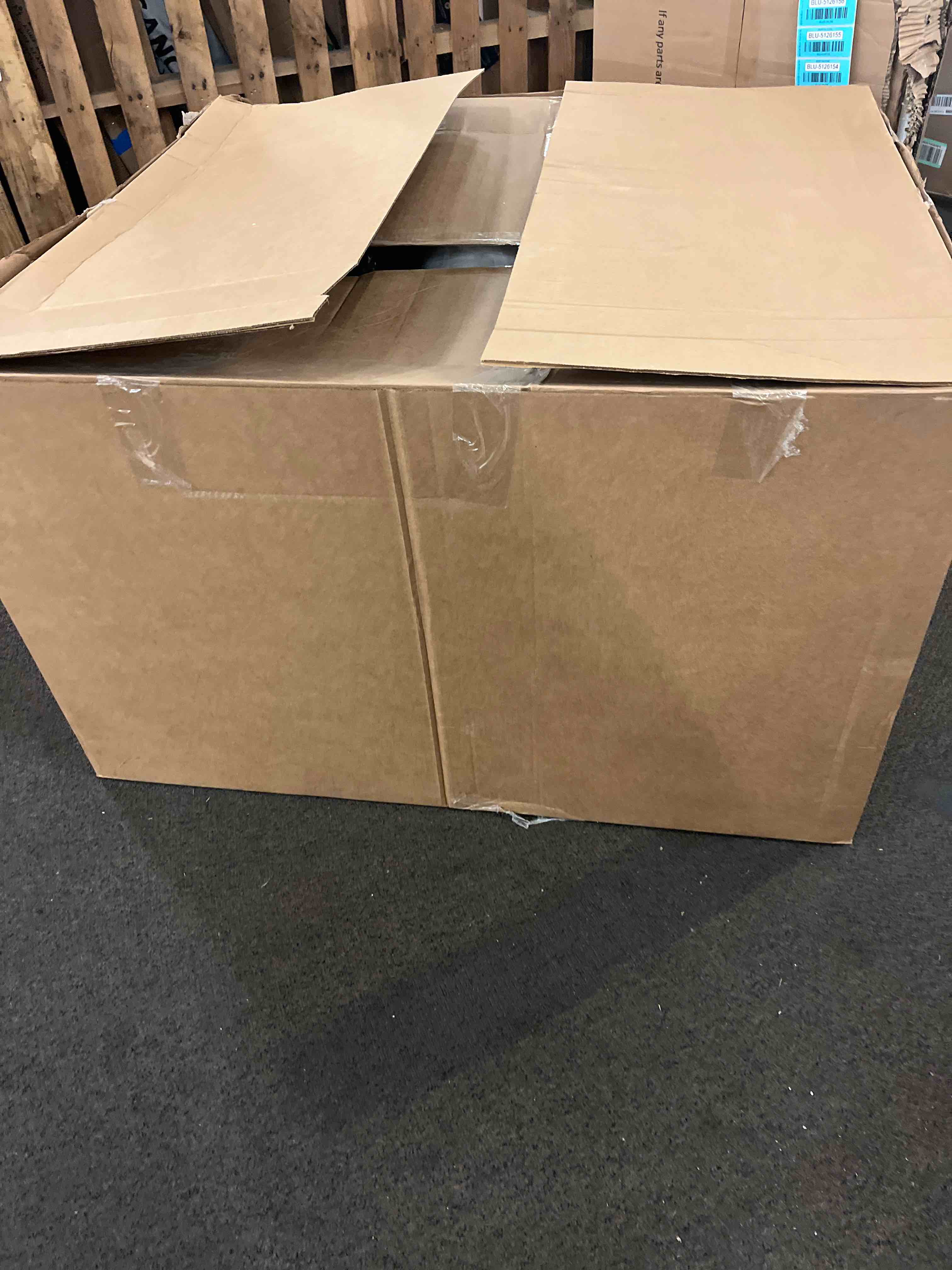 https://s3.amazonaws.com/lotting-images-prod/phillipi/BLU5126182_1700233693867.jpeg