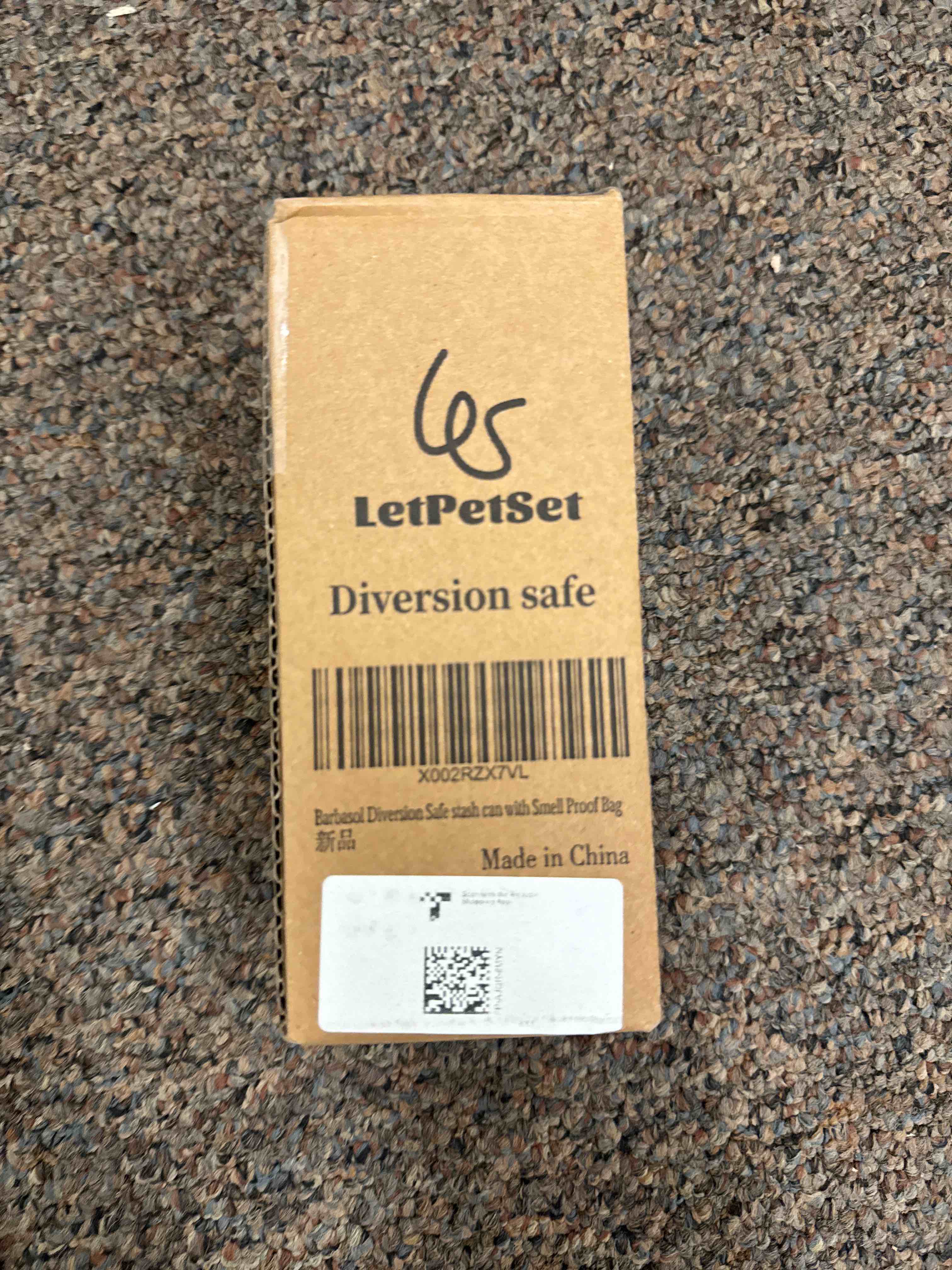 Condition photo showing New/Like New for barbasol diversion safe stash can with food grade smell proof bag with hidden compartment for keys, cash and valuables (11oz travel size)