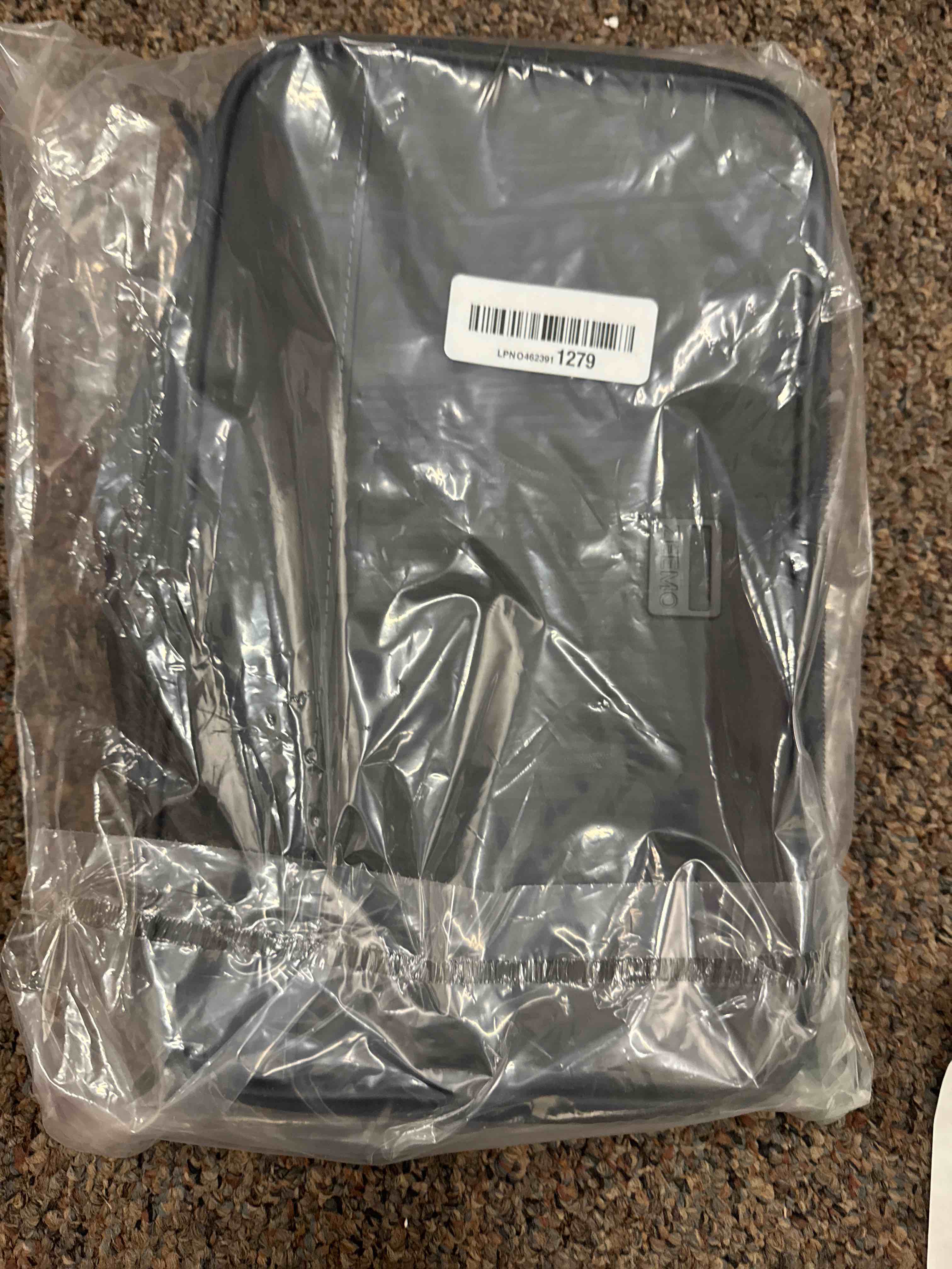 Condition photo showing New/Like New for zeemo travel toiletry bag for men, medium water-resistant double-sided full-open dopp kit, versatile organizer for shower and hygiene accessories, bathroom essentials, cosmetics, black