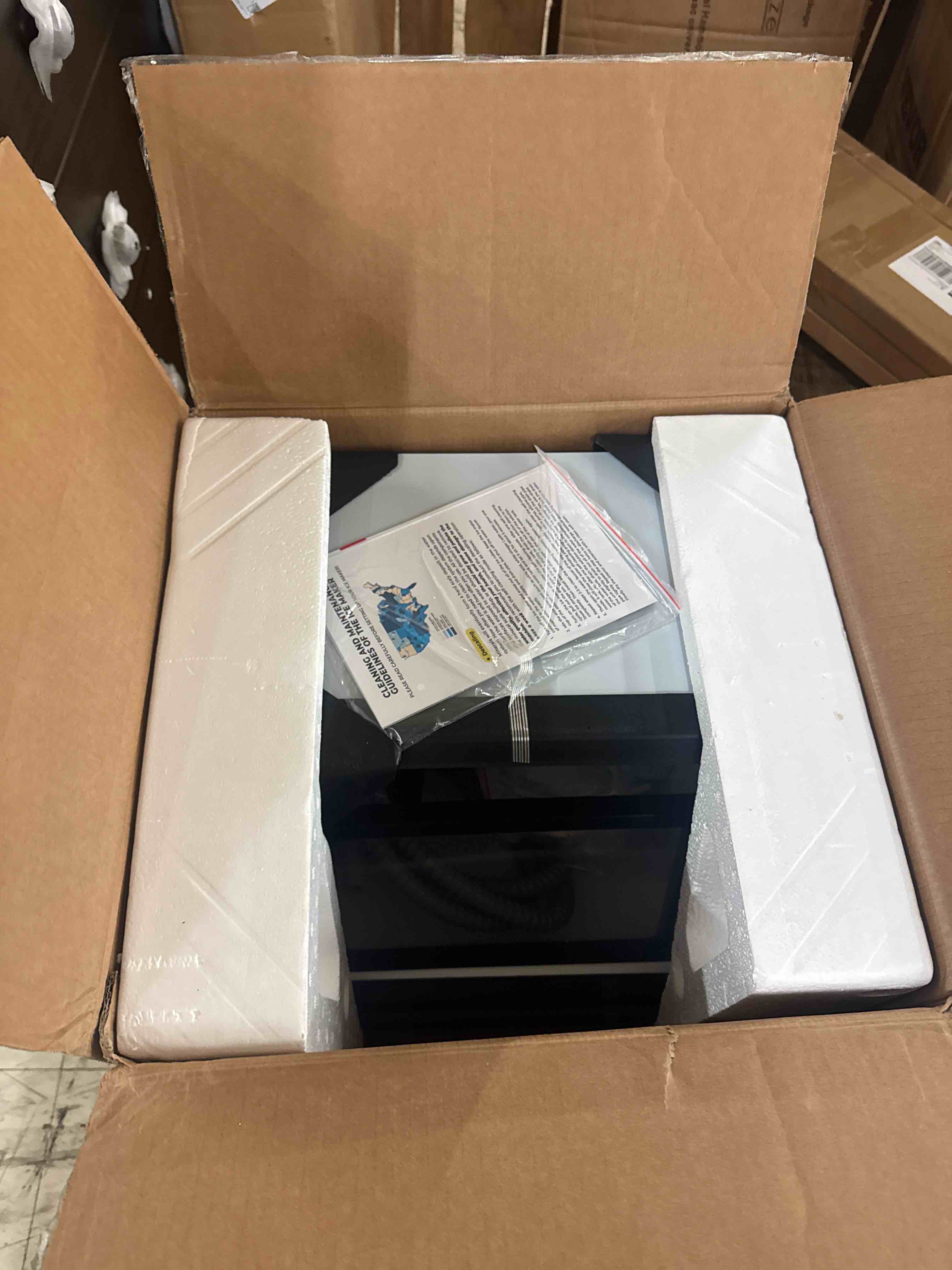 https://s3.amazonaws.com/lotting-images-prod/phillipi/BLU5130509_1778002400392.jpeg