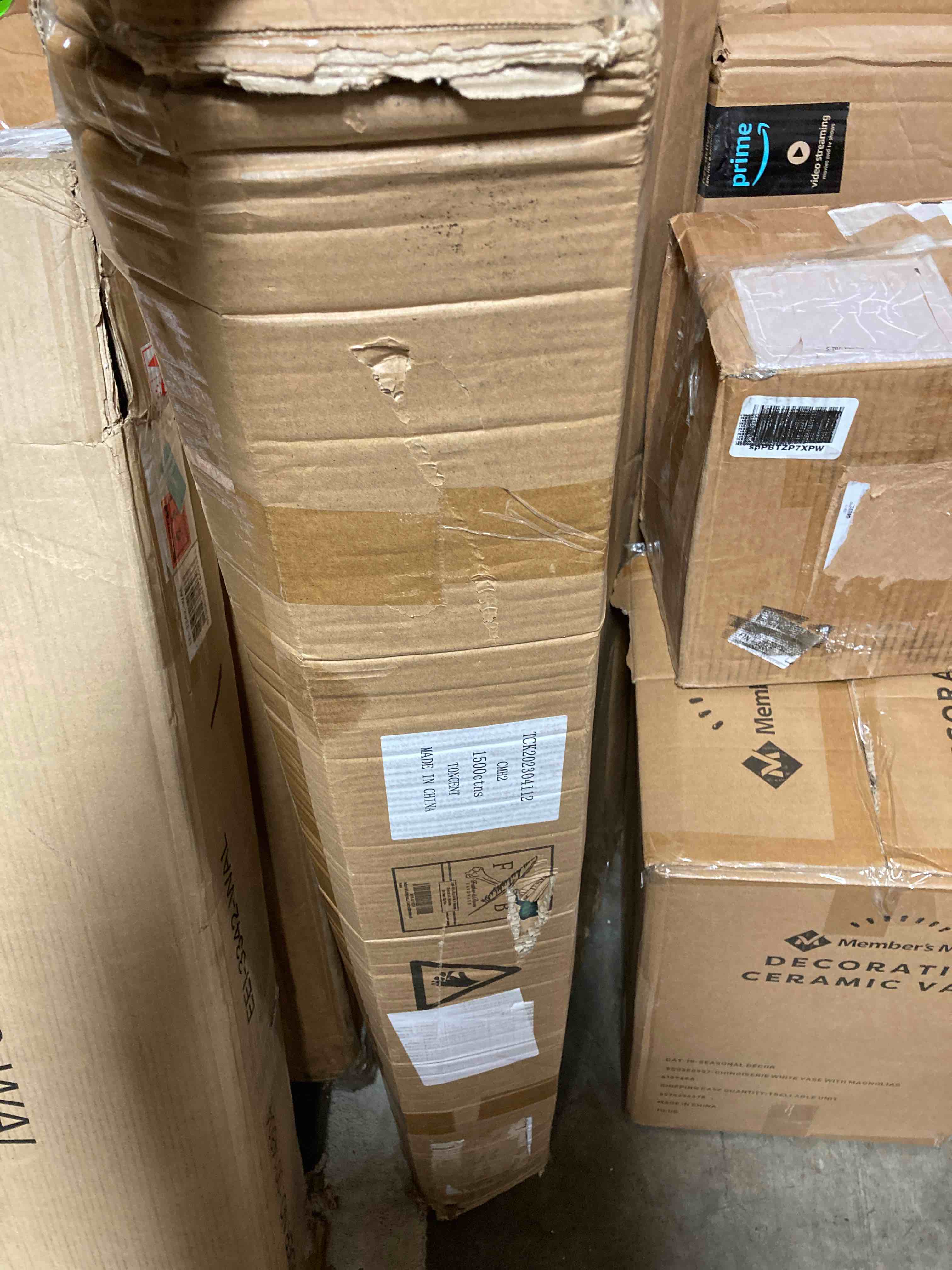 https://s3.amazonaws.com/lotting-images-prod/phillipi/BLU5157662_1696363382480.jpeg