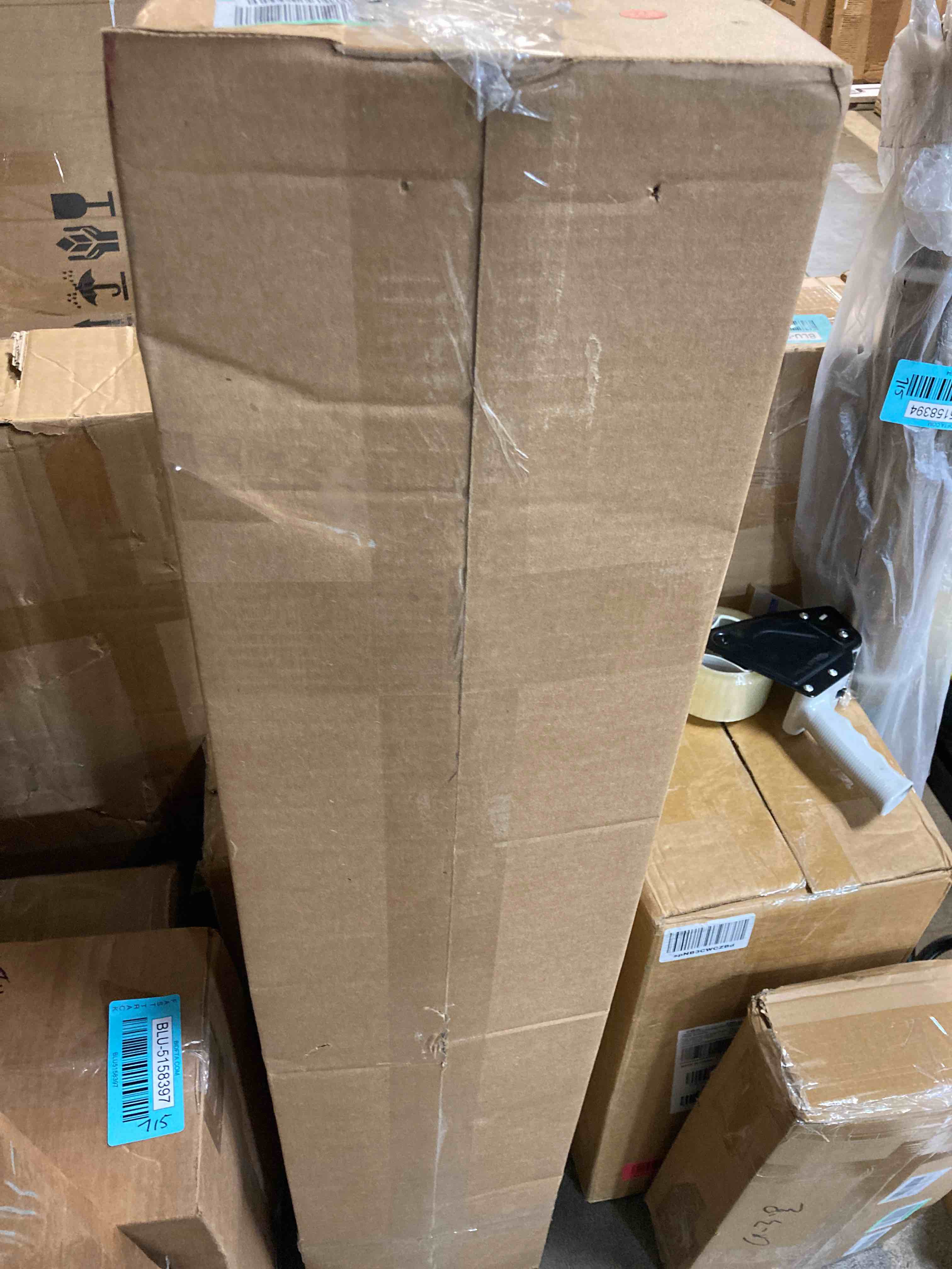 https://s3.amazonaws.com/lotting-images-prod/phillipi/BLU5158392_1698853388162.jpeg