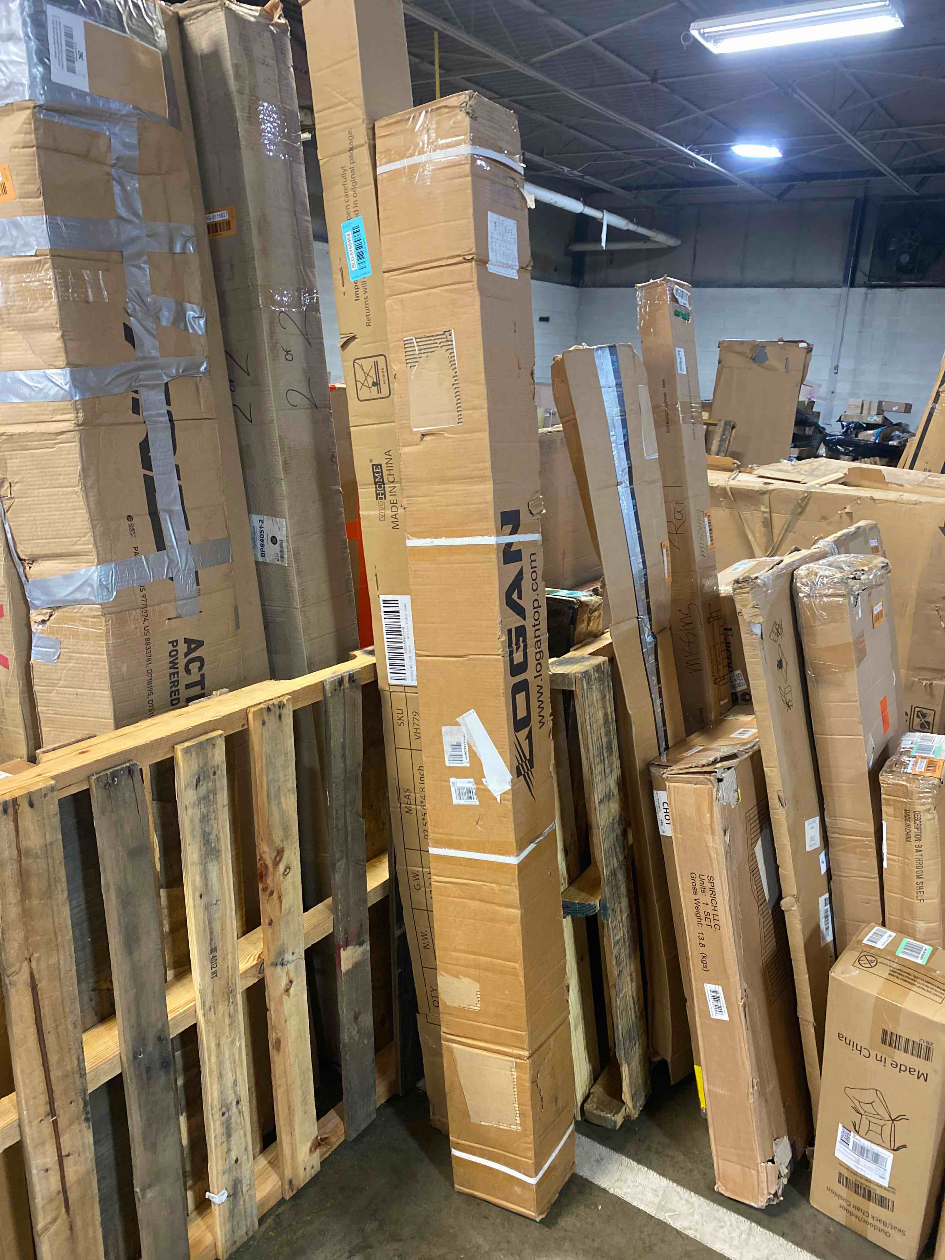 https://s3.amazonaws.com/lotting-images-prod/phillipi/BLU5158465_1698947848727.jpeg