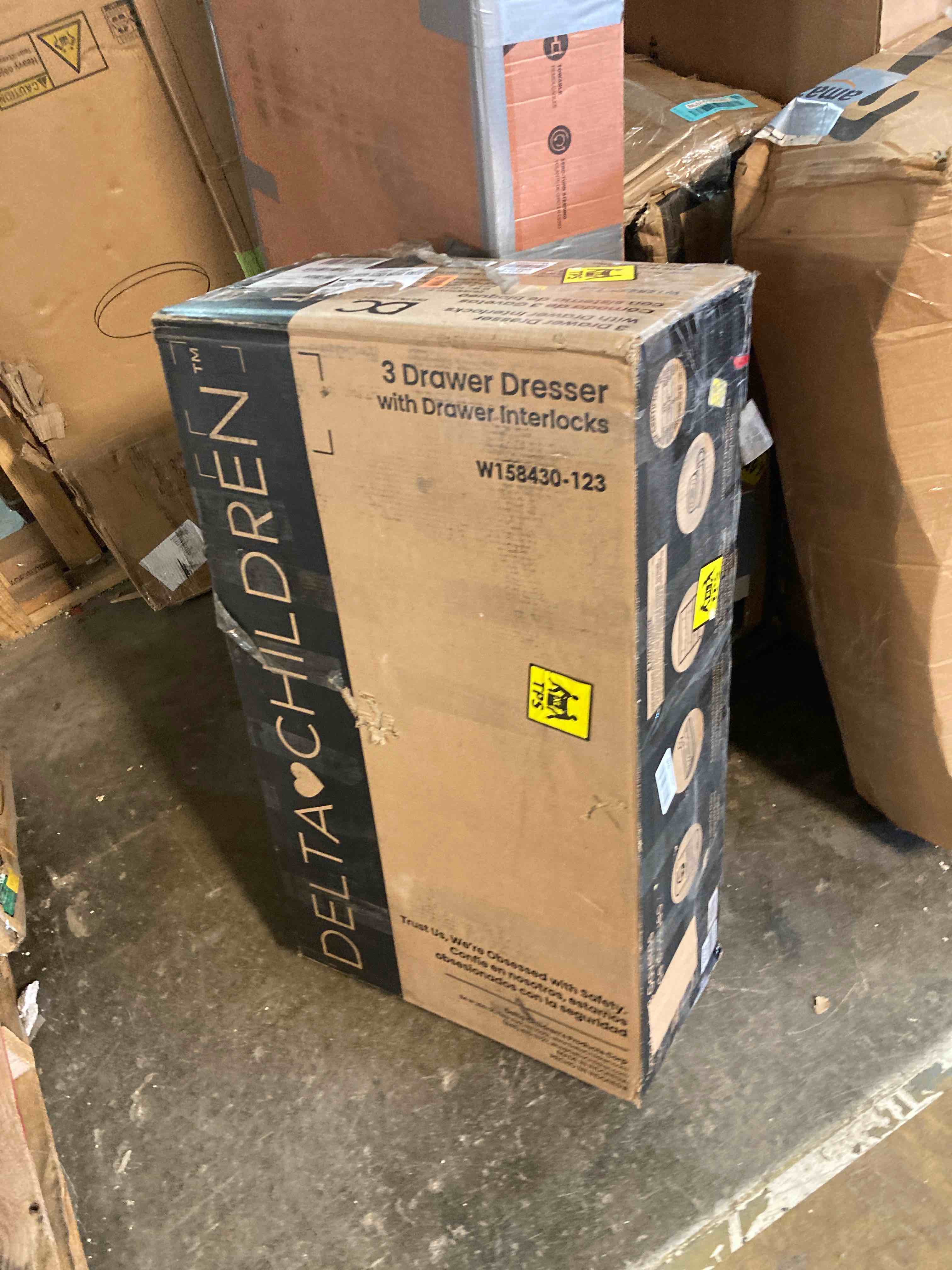 https://s3.amazonaws.com/lotting-images-prod/phillipi/BLU5165086_1699900331717.jpeg