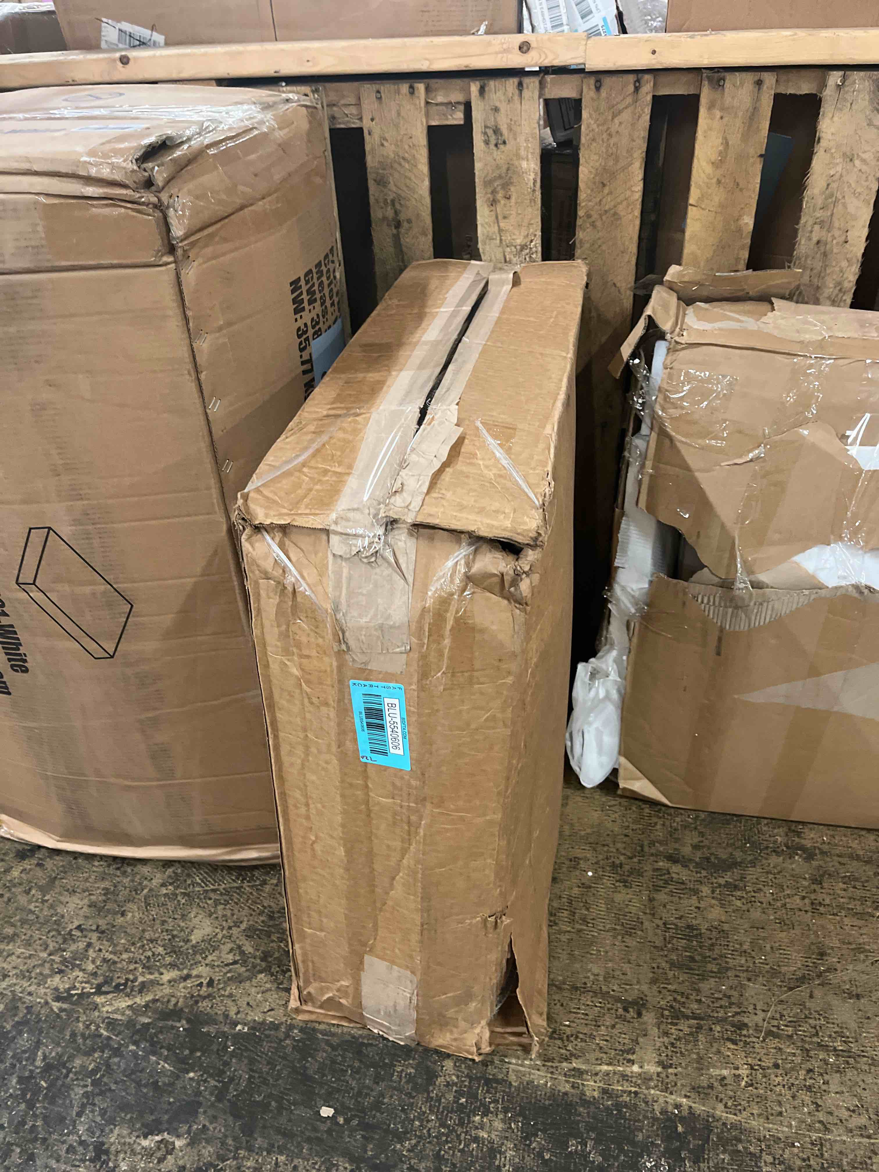 https://s3.amazonaws.com/lotting-images-prod/phillipi/BLU5540606_1726119223854.jpeg