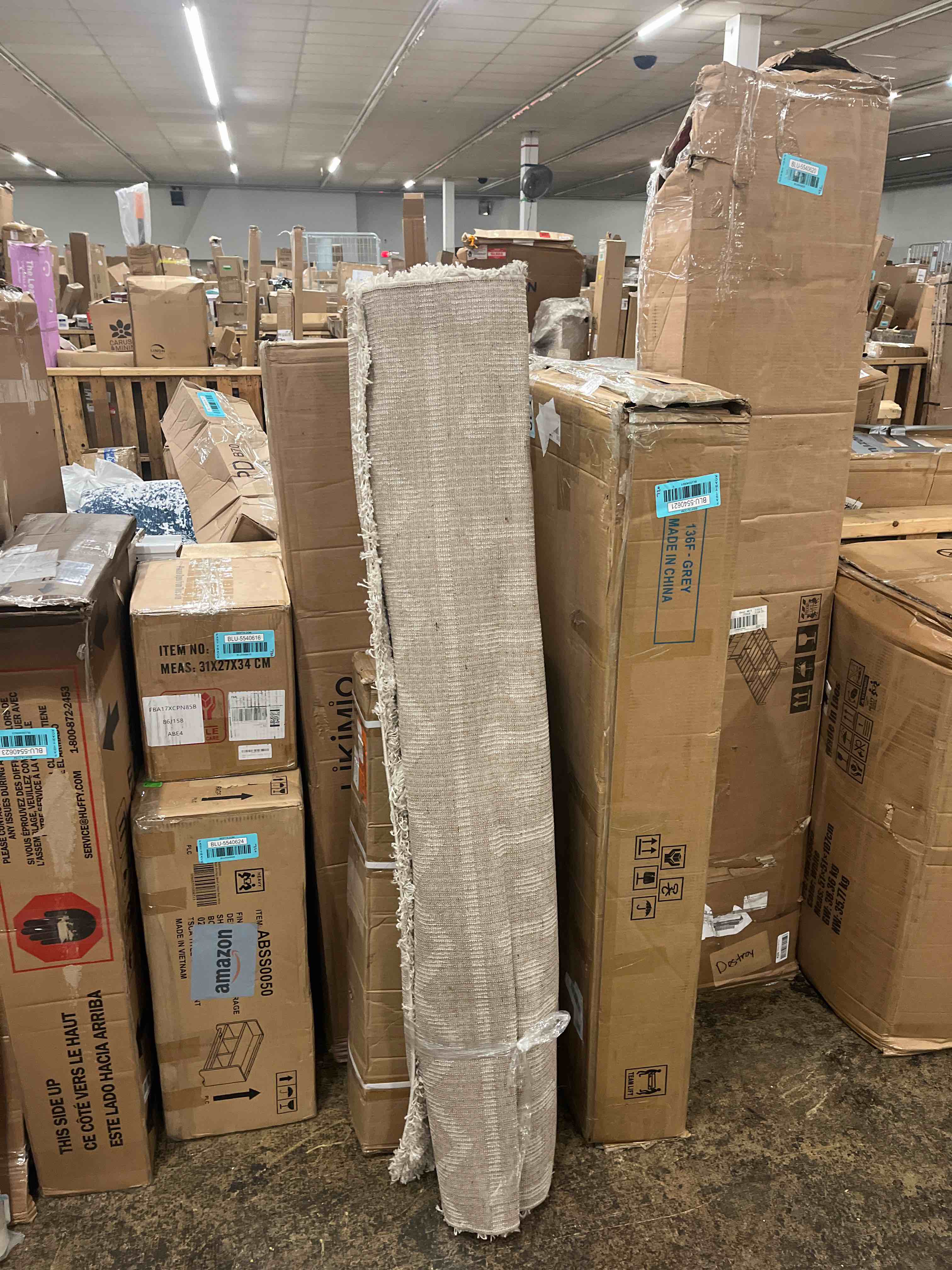 https://s3.amazonaws.com/lotting-images-prod/phillipi/BLU5540610_1726119783291.jpeg
