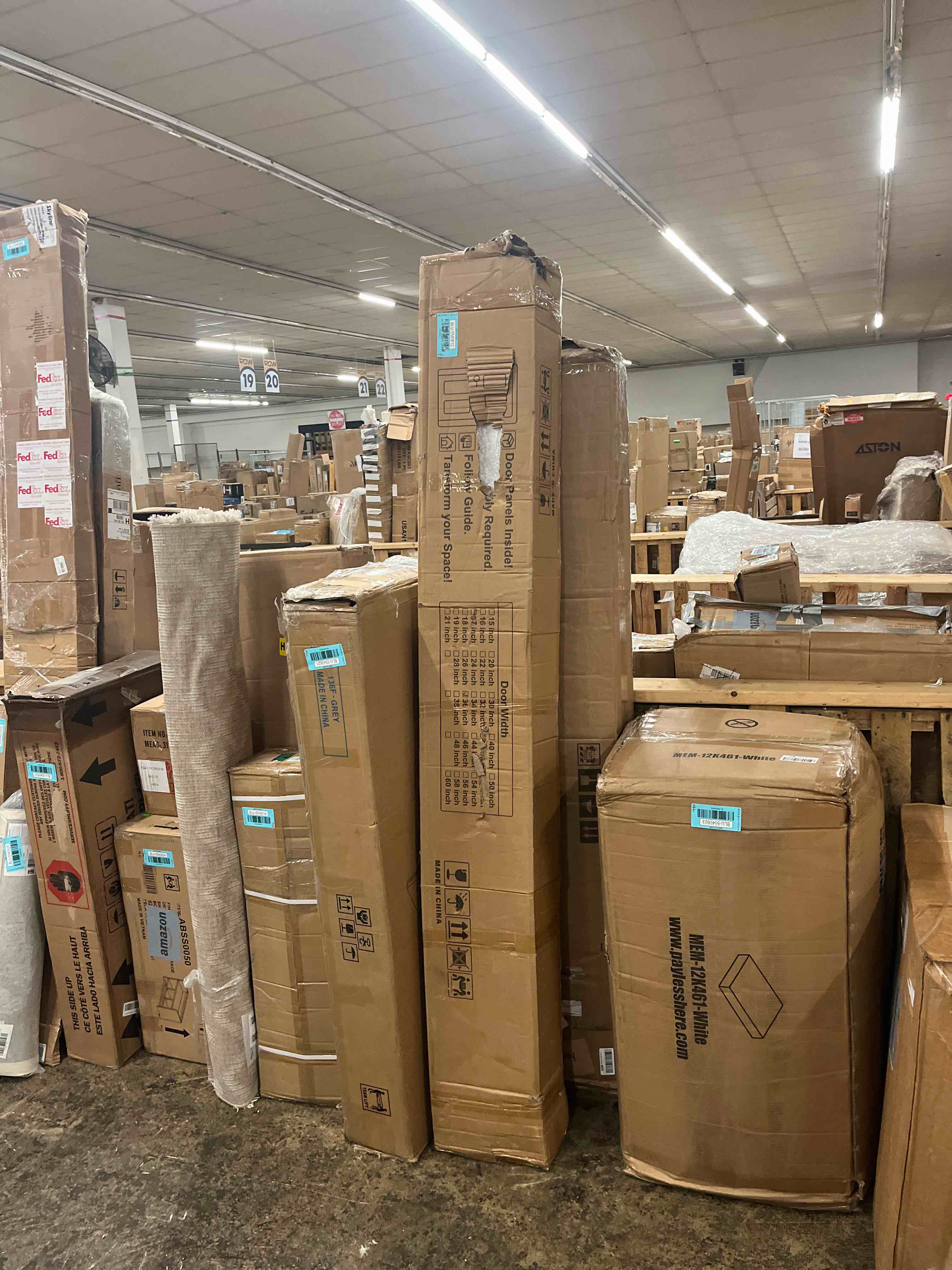 https://s3.amazonaws.com/lotting-images-prod/phillipi/BLU5540612_1726120151839.jpeg