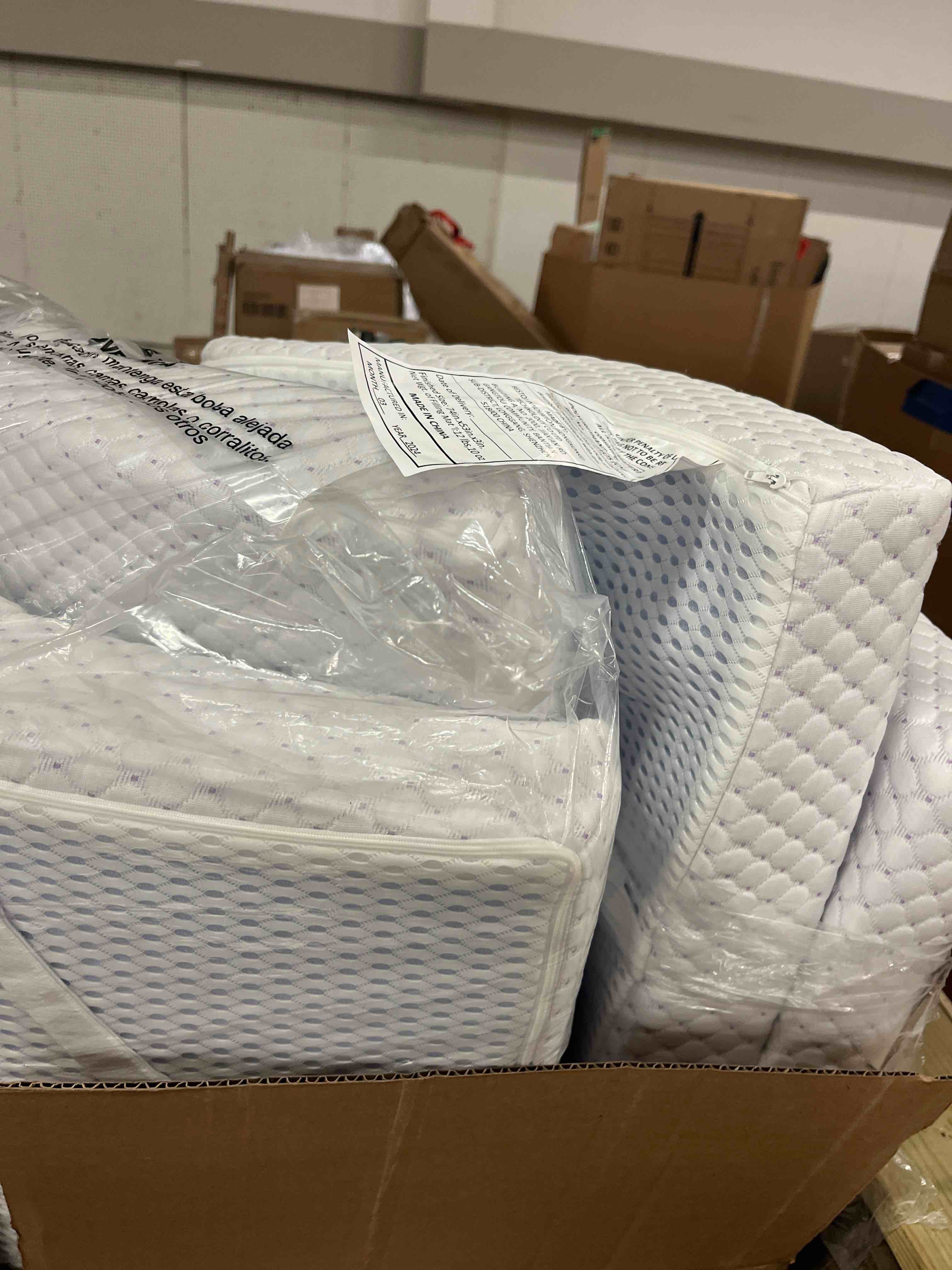 https://s3.amazonaws.com/lotting-images-prod/phillipi/BLU5540806_1726555688345.jpeg